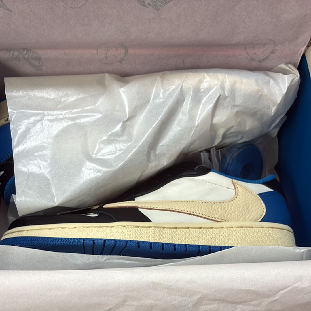 Travis Scott × fragment design × Nike Air Jordan 1 Low OG SP "Military Blue"