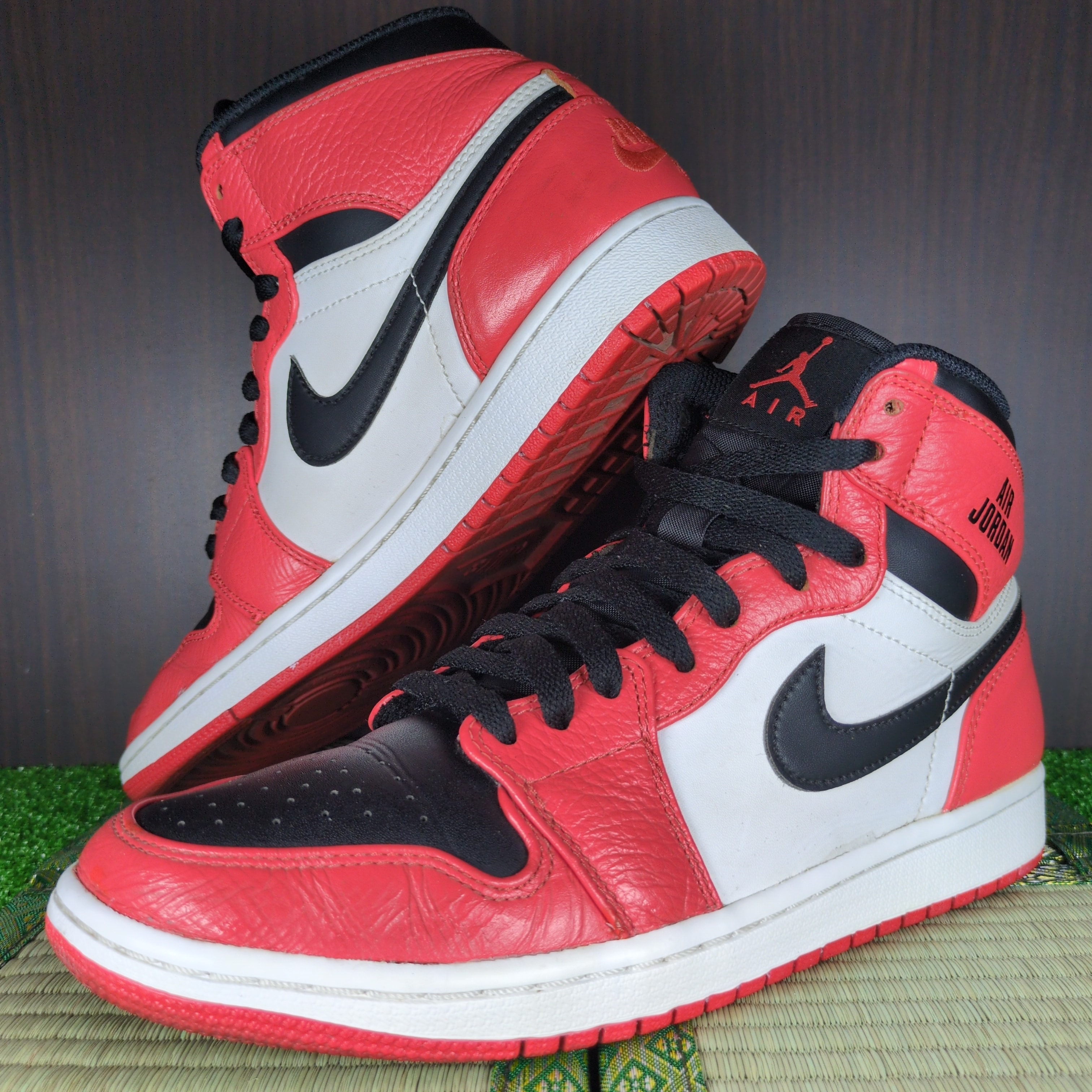 Nike Air Jordan 1 Retro High  "Rare Air Max Orange"