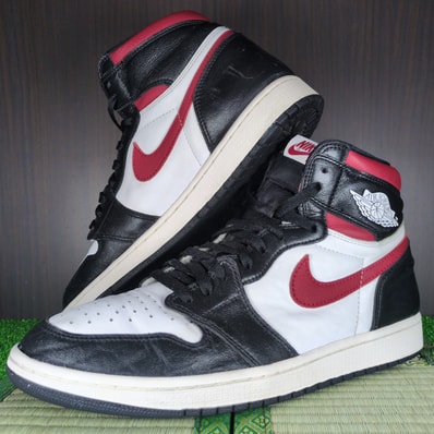 Nike Air Jordan 1 Retro High "Black/White/Sail/Gym Red"