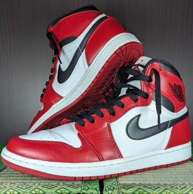 Nike Air Jordan 1 Retro High "Chicago" (2013)
