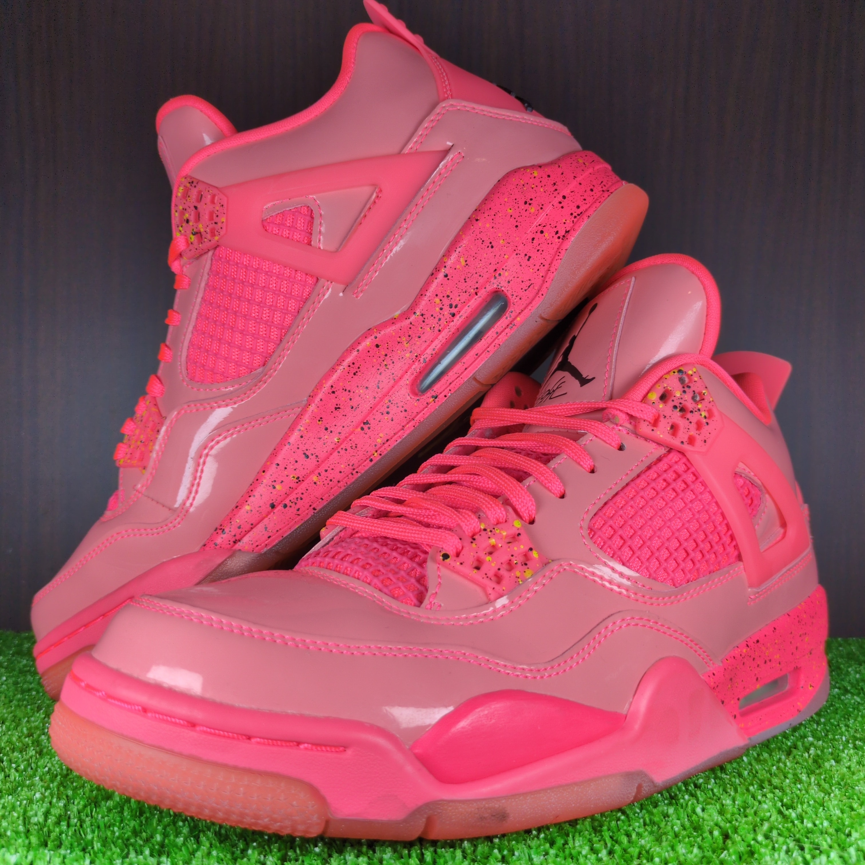 Nike Women's Air Jordan 4 Retro "Hot Punch"