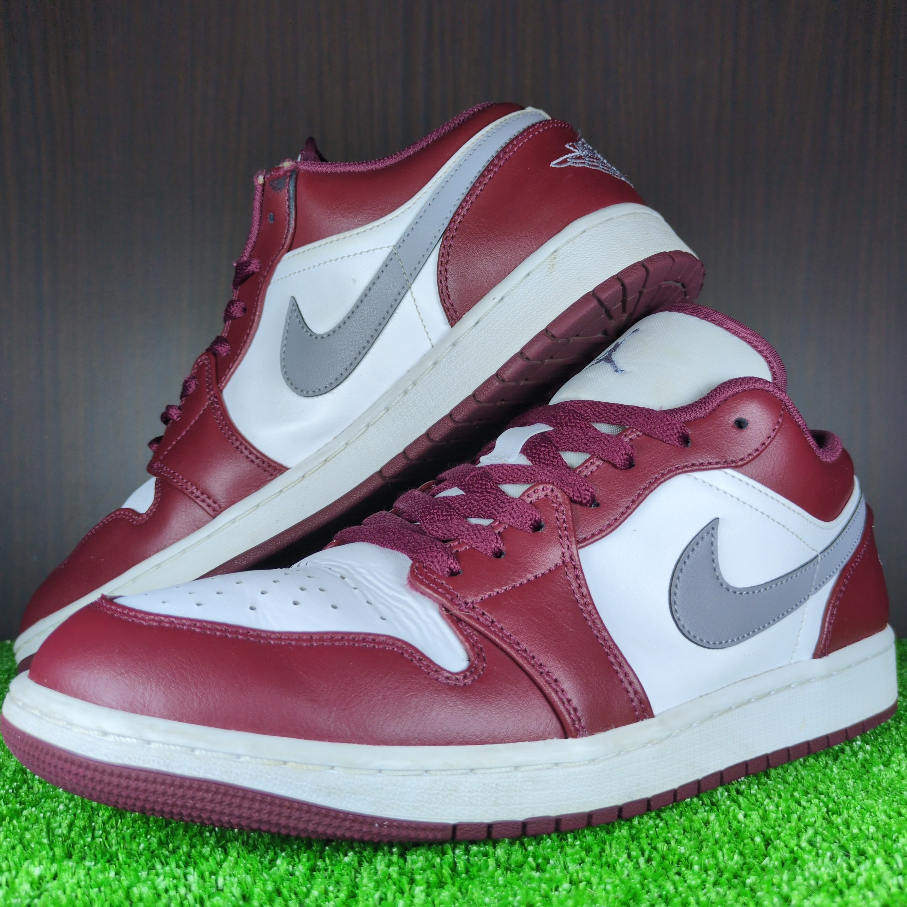Nike Air Jordan 1 Low "Bordeaux"