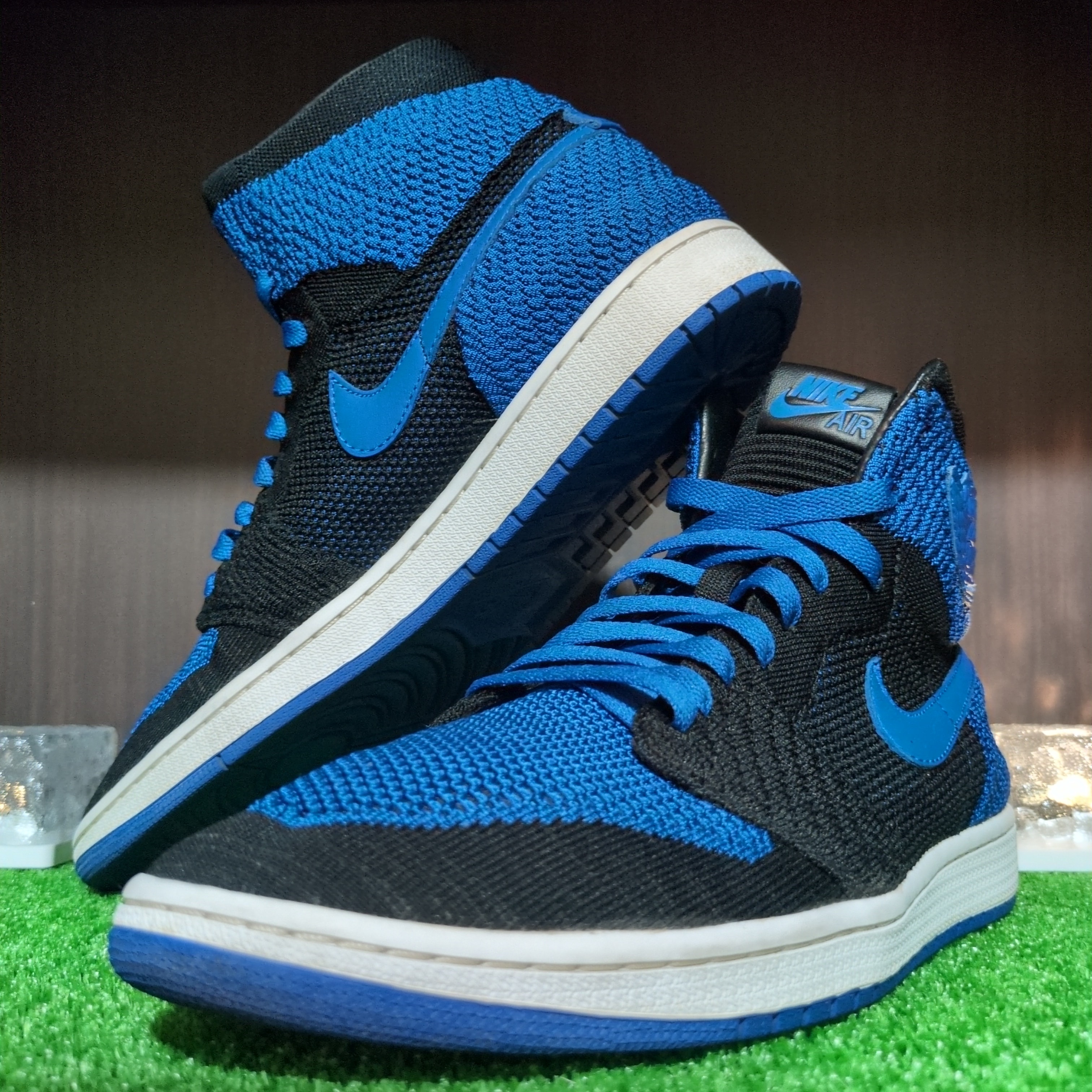 Nike Air Jordan 1 Retro High Flyknit "Royal"