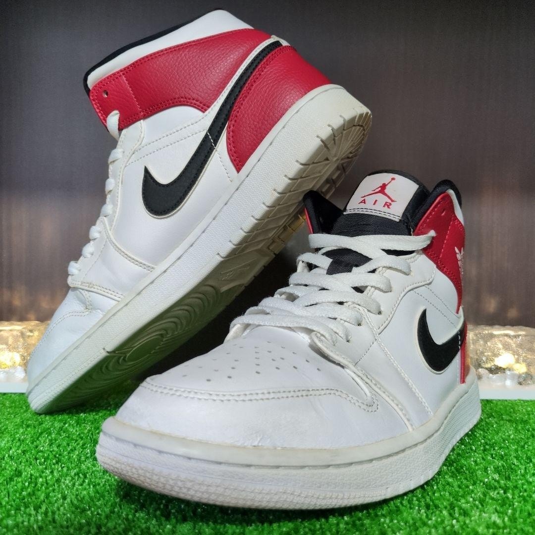 Nike Air Jordan 1 Mid "White/Black/Gym Red"