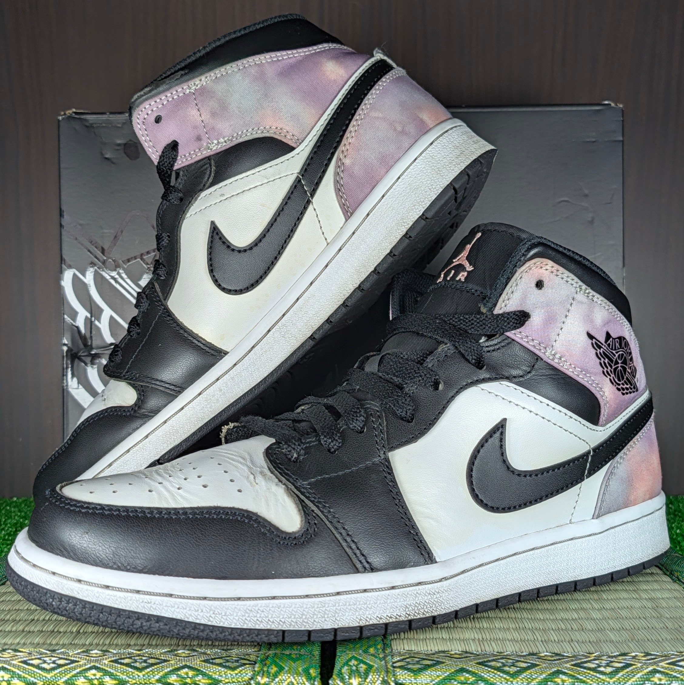 Nike Air Jordan 1 Mid SE "Tie Dye"