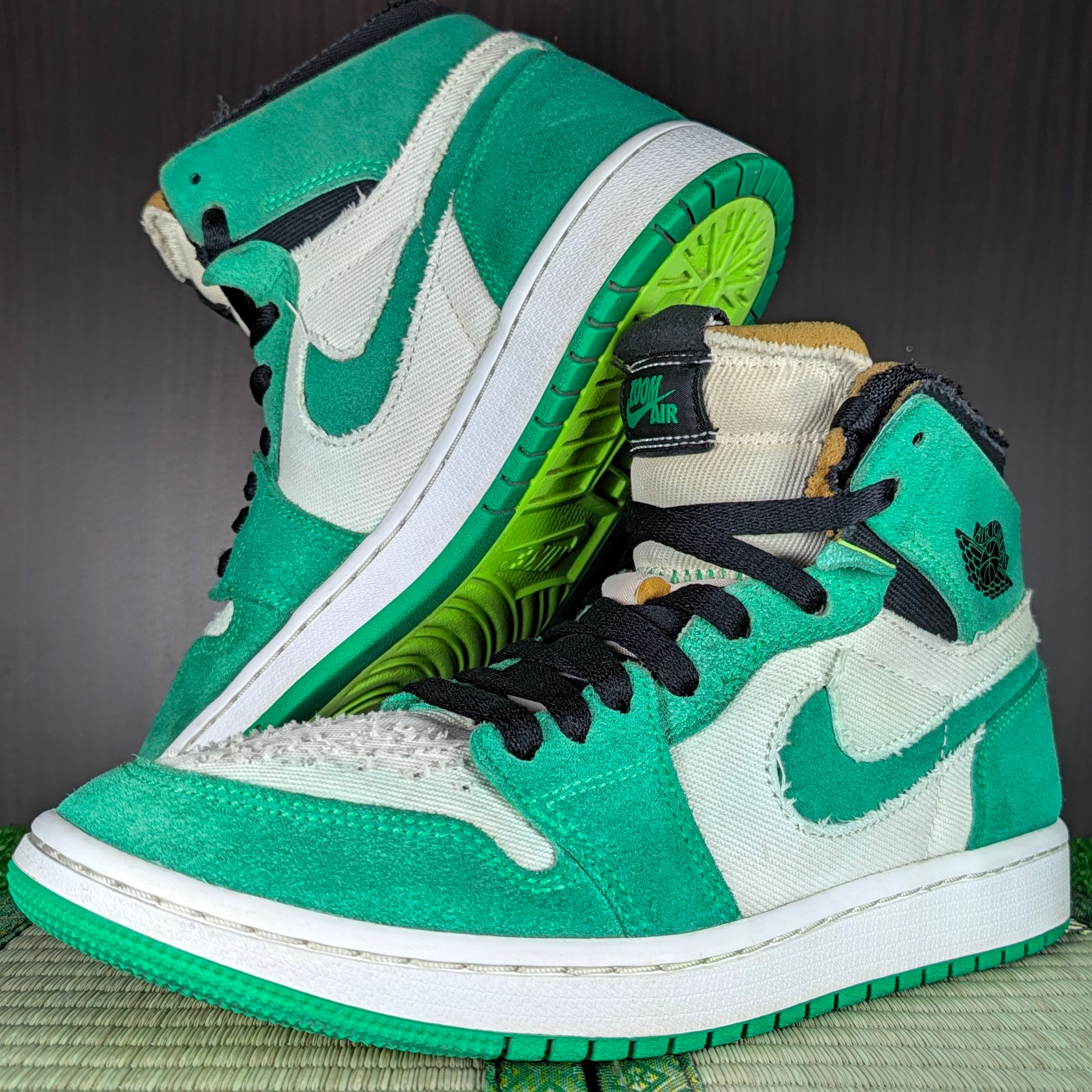 Nike Air Jordan 1 High Zoom Air CMFT "Lucky Bull"