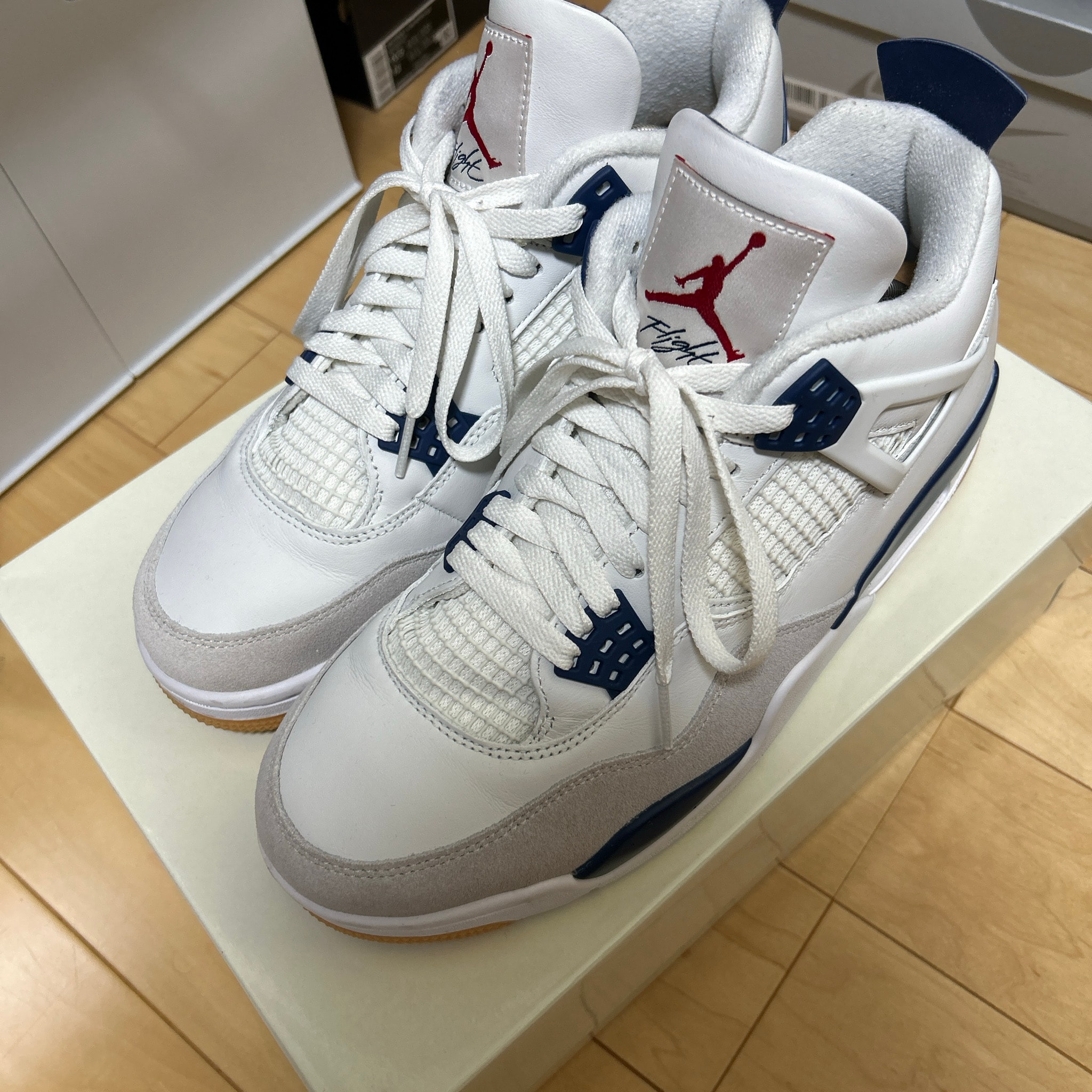 Nike SB Air Jordan 4 Retro SP "Summit White/Navy"