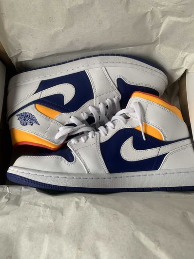 NIKE AIR JORDAN 1 MID "WHITE/NAVY/YELLOW"