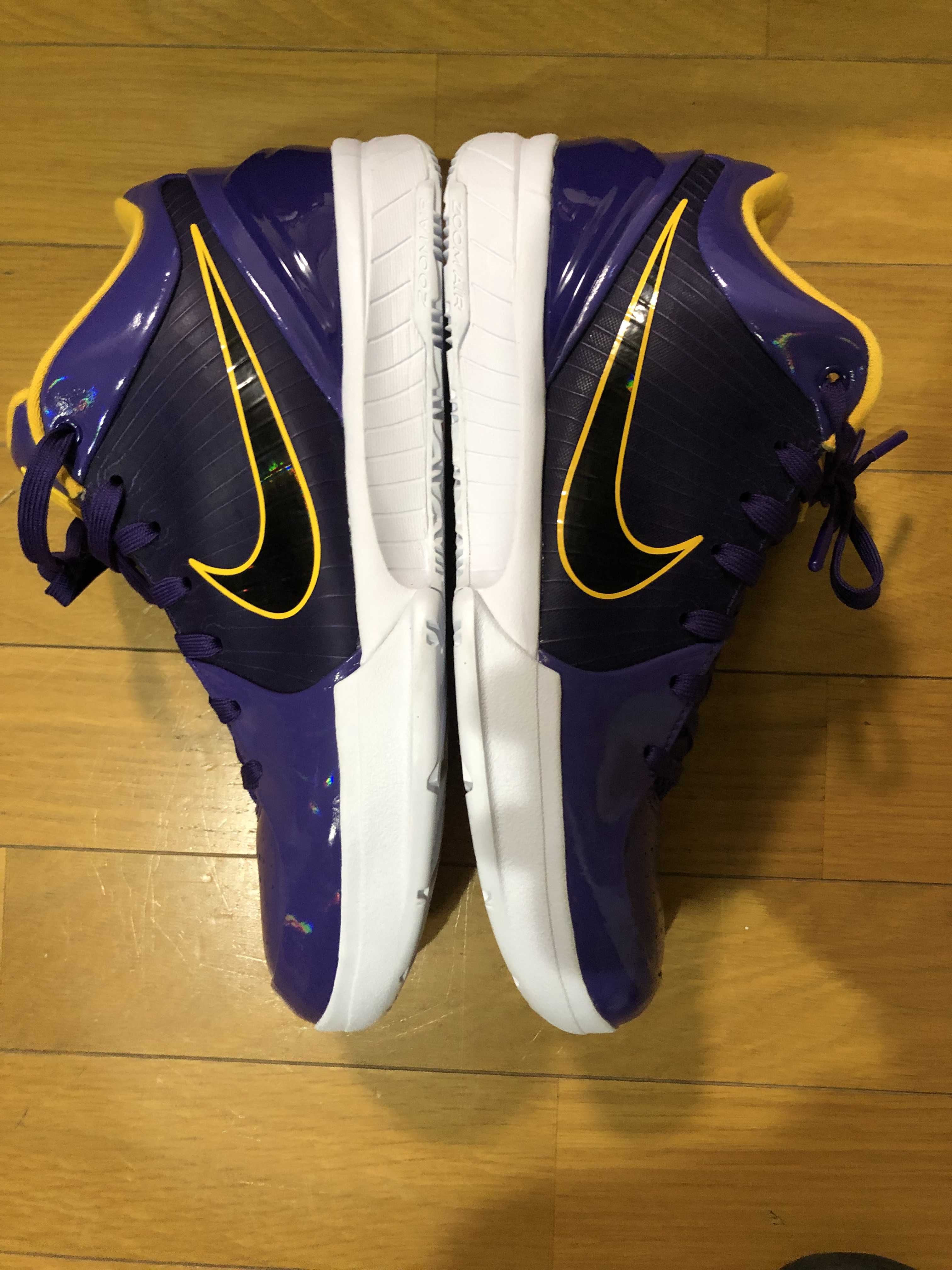 UNDEFEATED × Nike Kobe 4 Protro "Court Purple"
