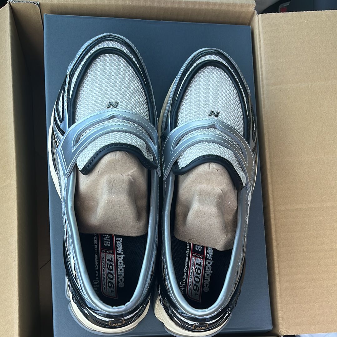 New Balance 1906L "Silver Metallic/Cream"