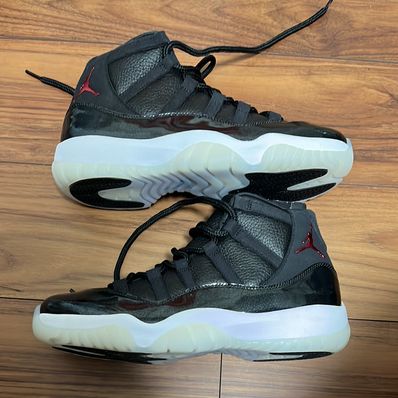 Nike Air Jordan 11 Retro "72-10"
