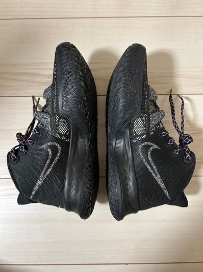 Nike Kyrie 7 "Black Lime"