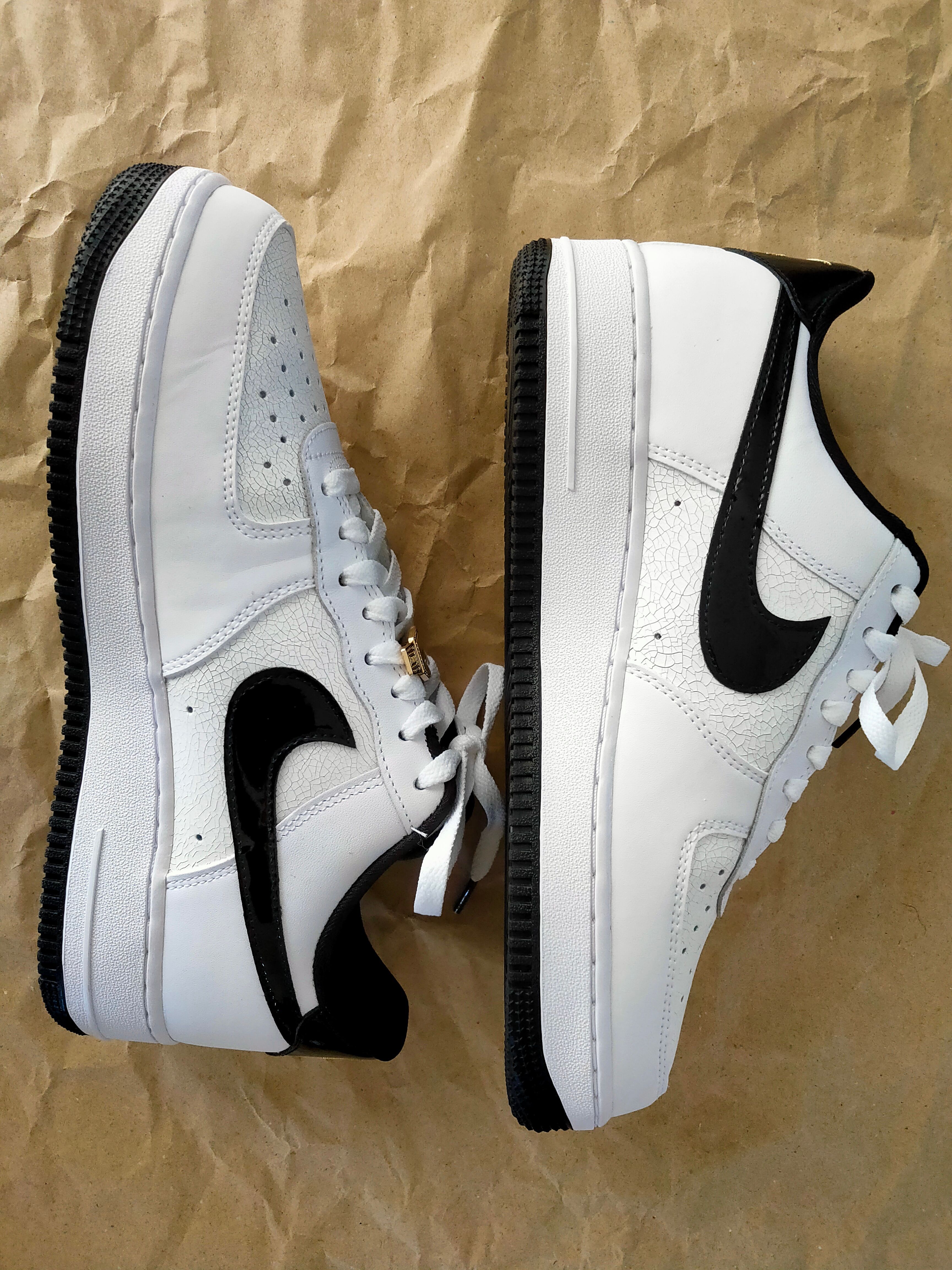 Nike Air Force 1 Low '07 LV8 "World Champ/White and Black"