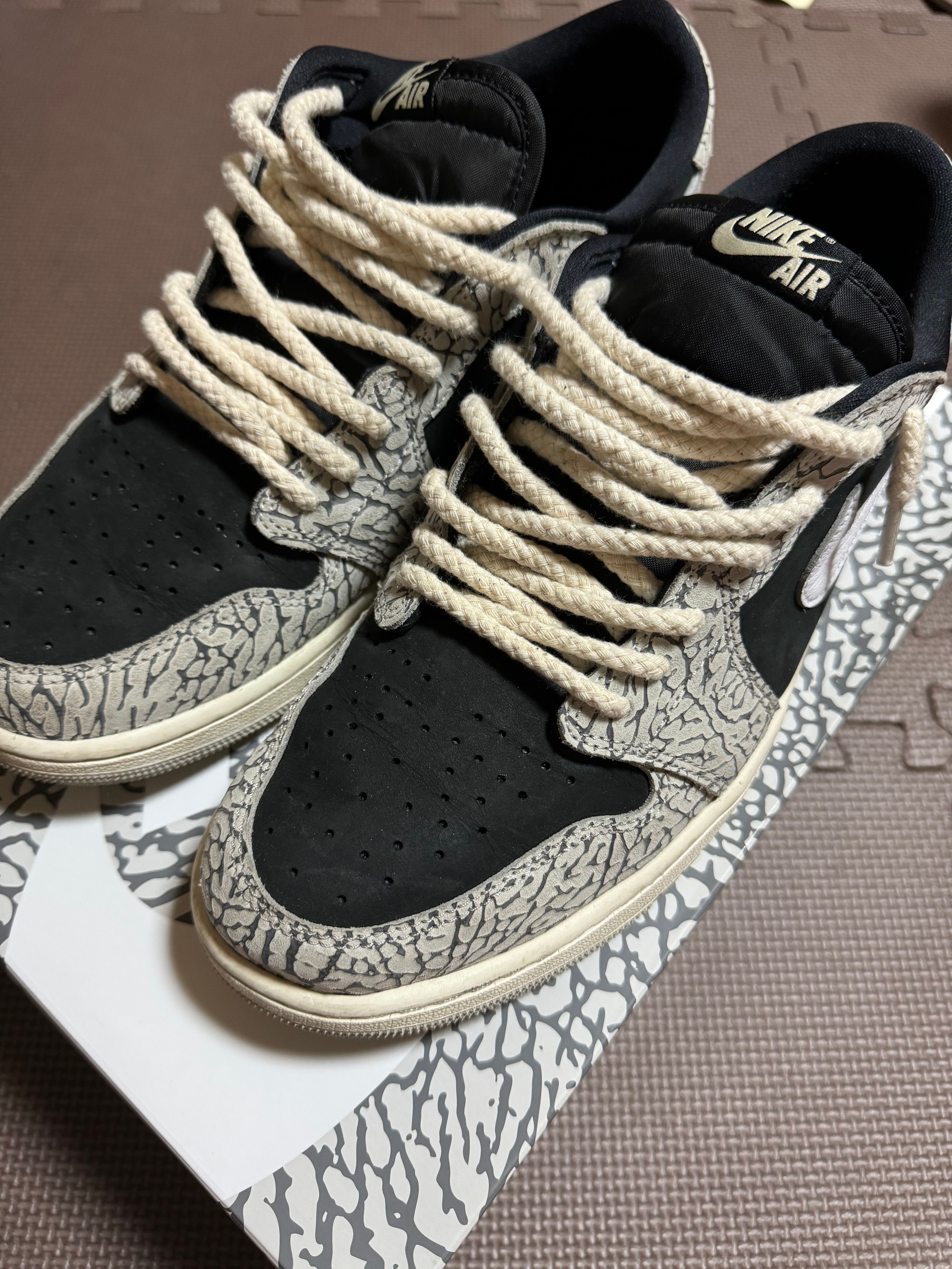 Nike Air Jordan 1 Retro Low OG "Black Cement"