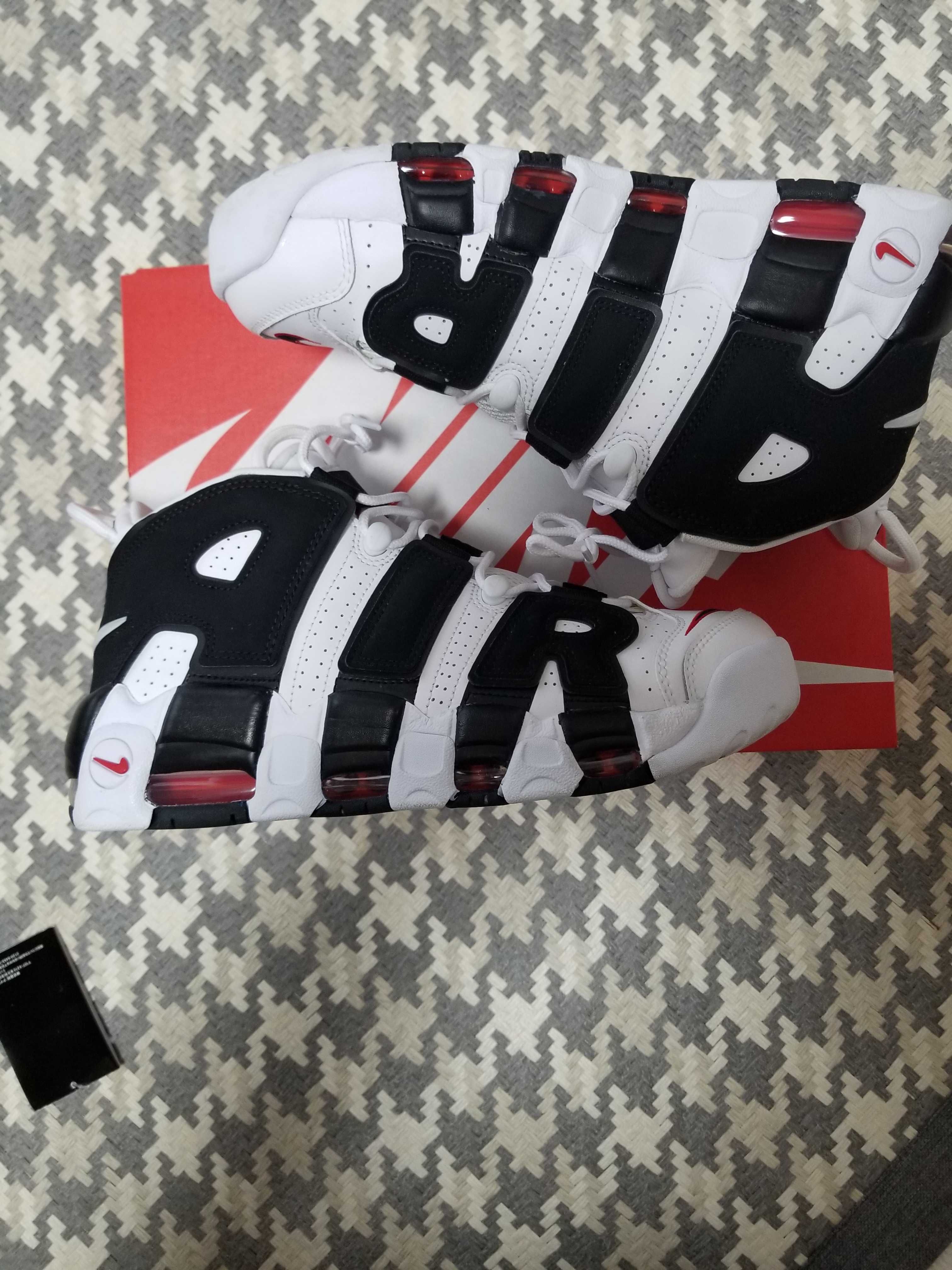 NIKE AIR MORE UPTEMPO "WHITE/BLACK/UNIVERSITY RED"(2020)