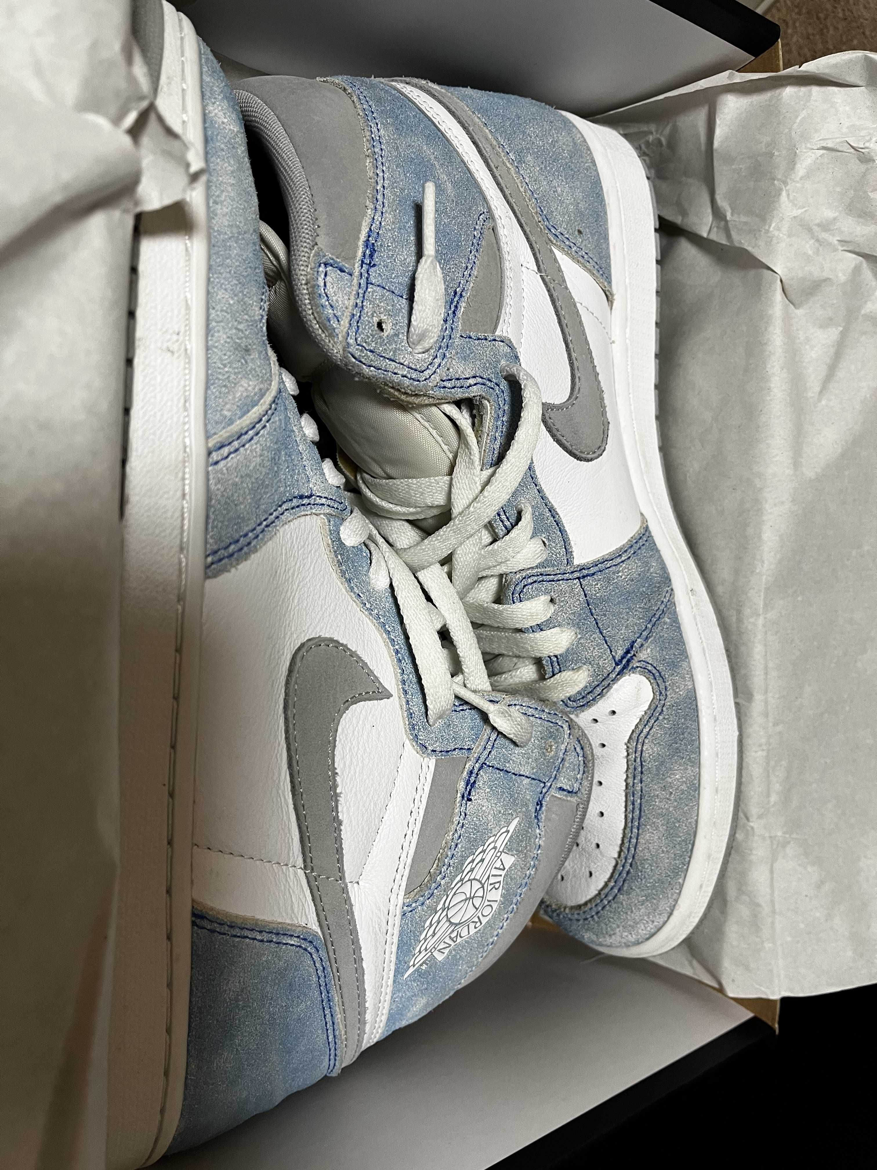 Nike Air Jordan 1 High OG "Hyper Royal"