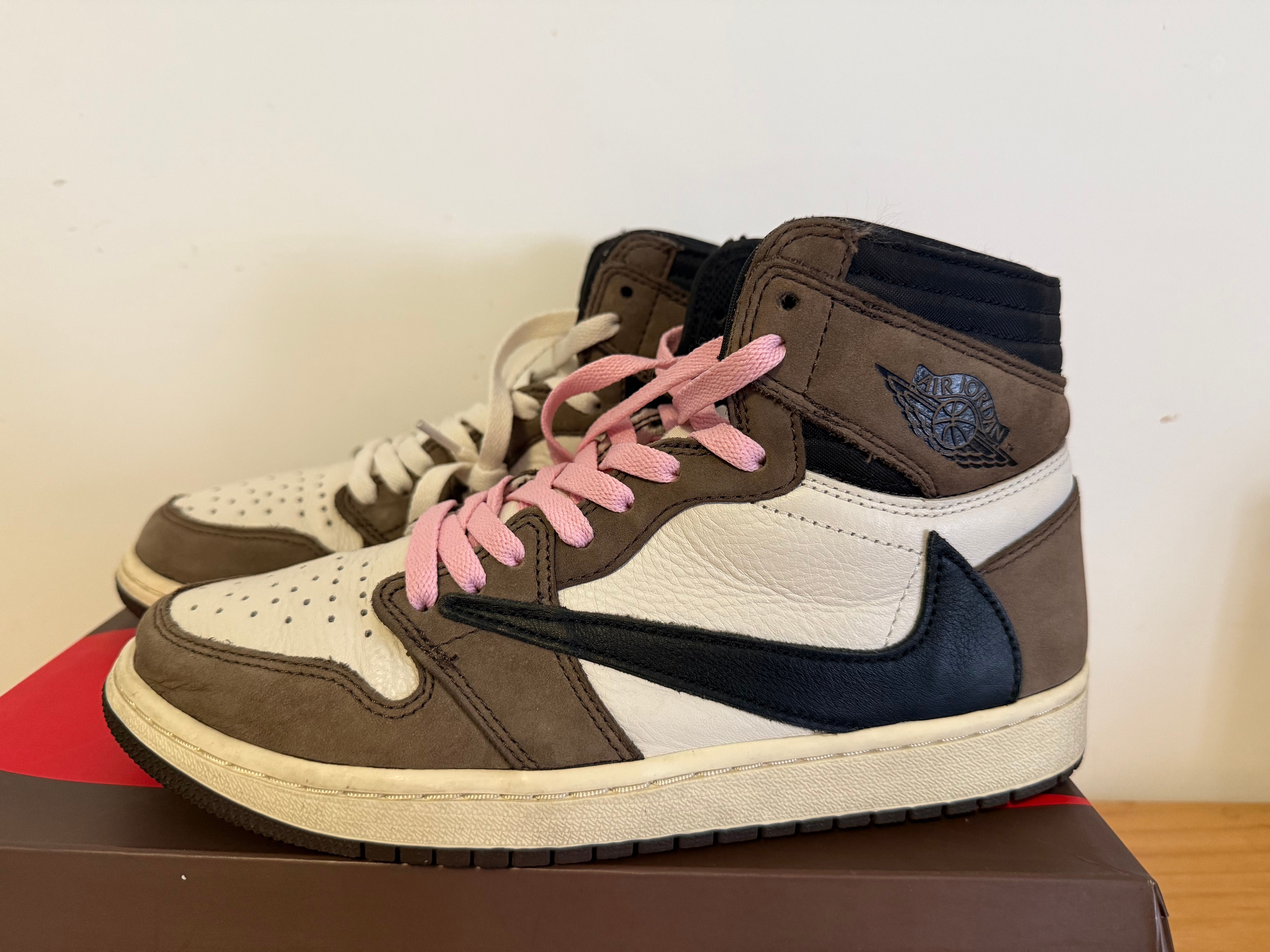 Travis Scott × Nike Air Jordan 1 Retro High OG TS SP "Sail/Dark Mocha"