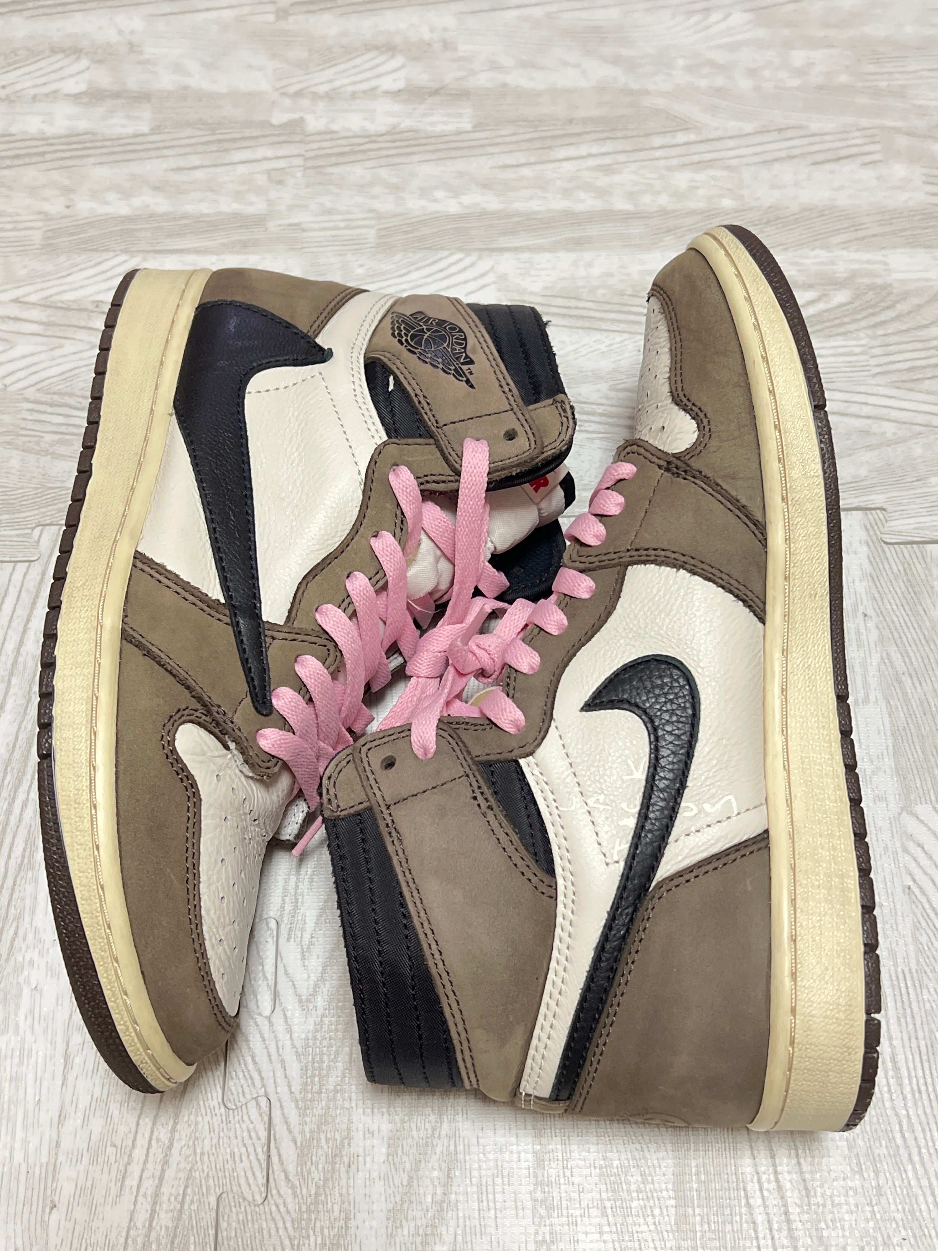 Travis Scott × Nike Air Jordan 1 Retro High OG TS SP "Sail/Dark Mocha"