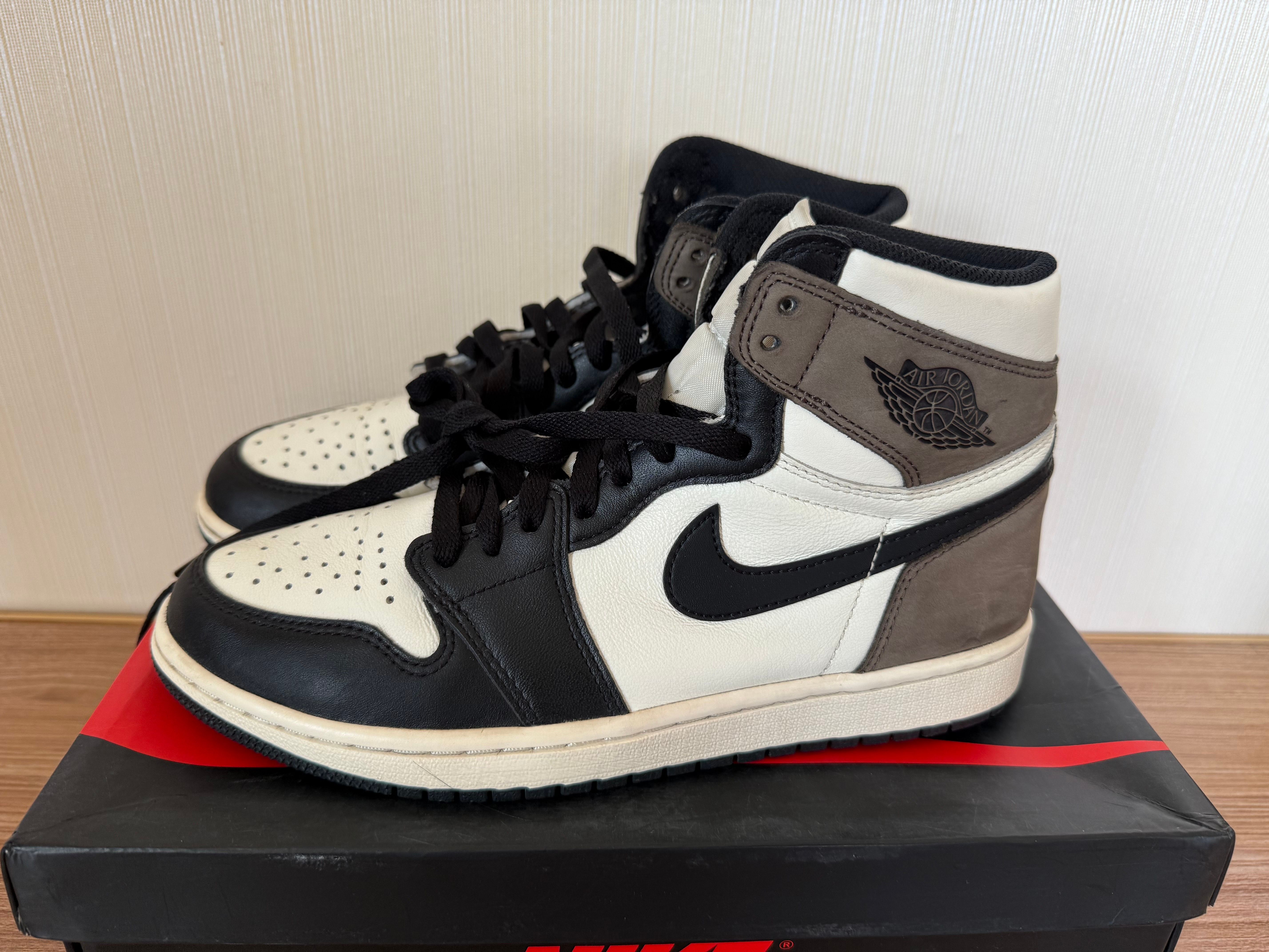 Nike Air Jordan 1 High OG "Sail/Dark Mocha/Black"