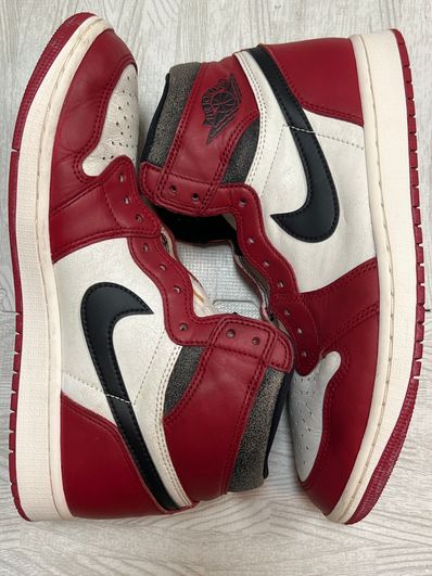 Nike Air Jordan 1 High OG "Lost & Found/Chicago"