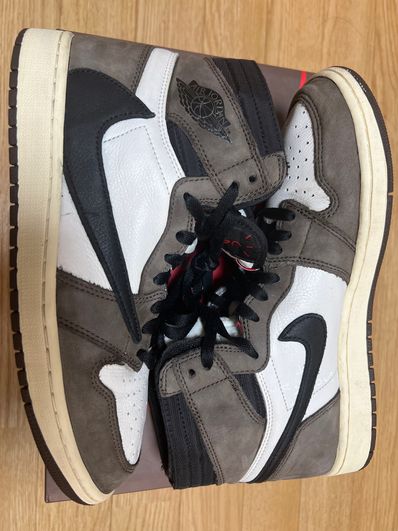 Travis Scott × Nike Air Jordan 1 Retro High OG TS SP "Sail/Dark Mocha"