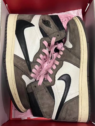 Travis Scott × Nike Air Jordan 1 Retro High OG TS SP "Sail/Dark Mocha"