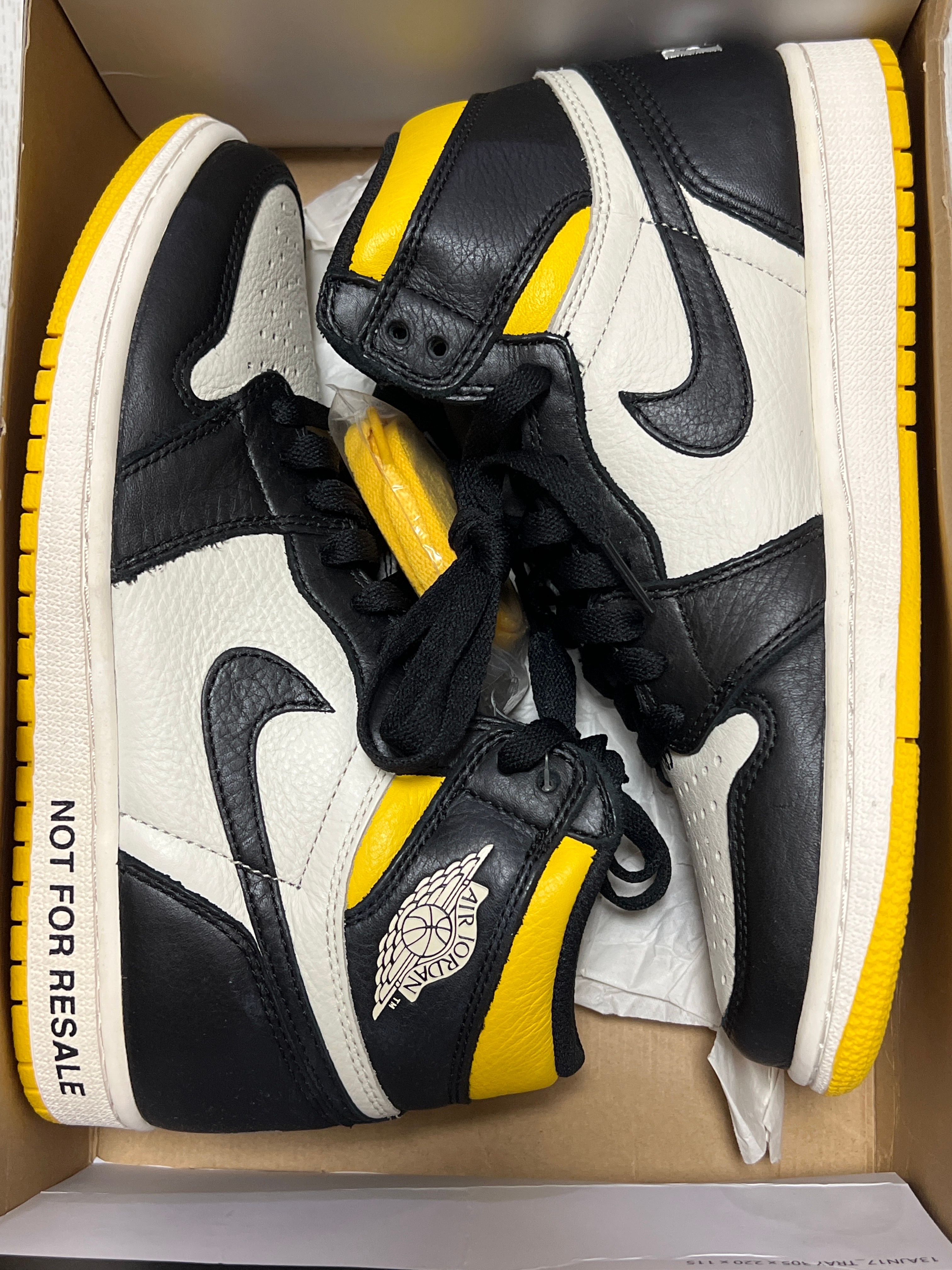 Nike Air Jordan 1 Retro High (NOT FOR RESALE) "Varsity Maize"