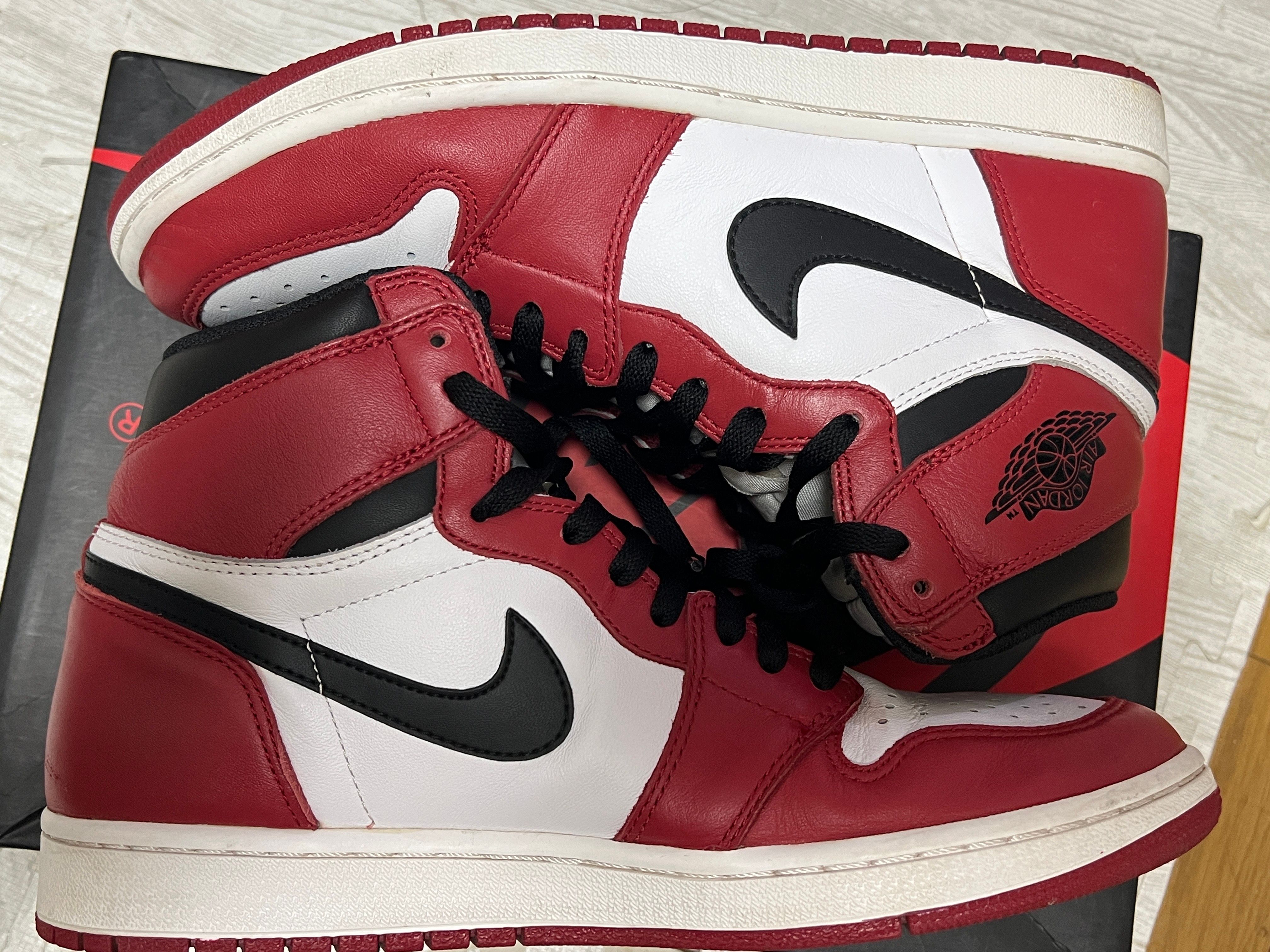 Nike Air Jordan 1 Retro High "Chicago" (2015)