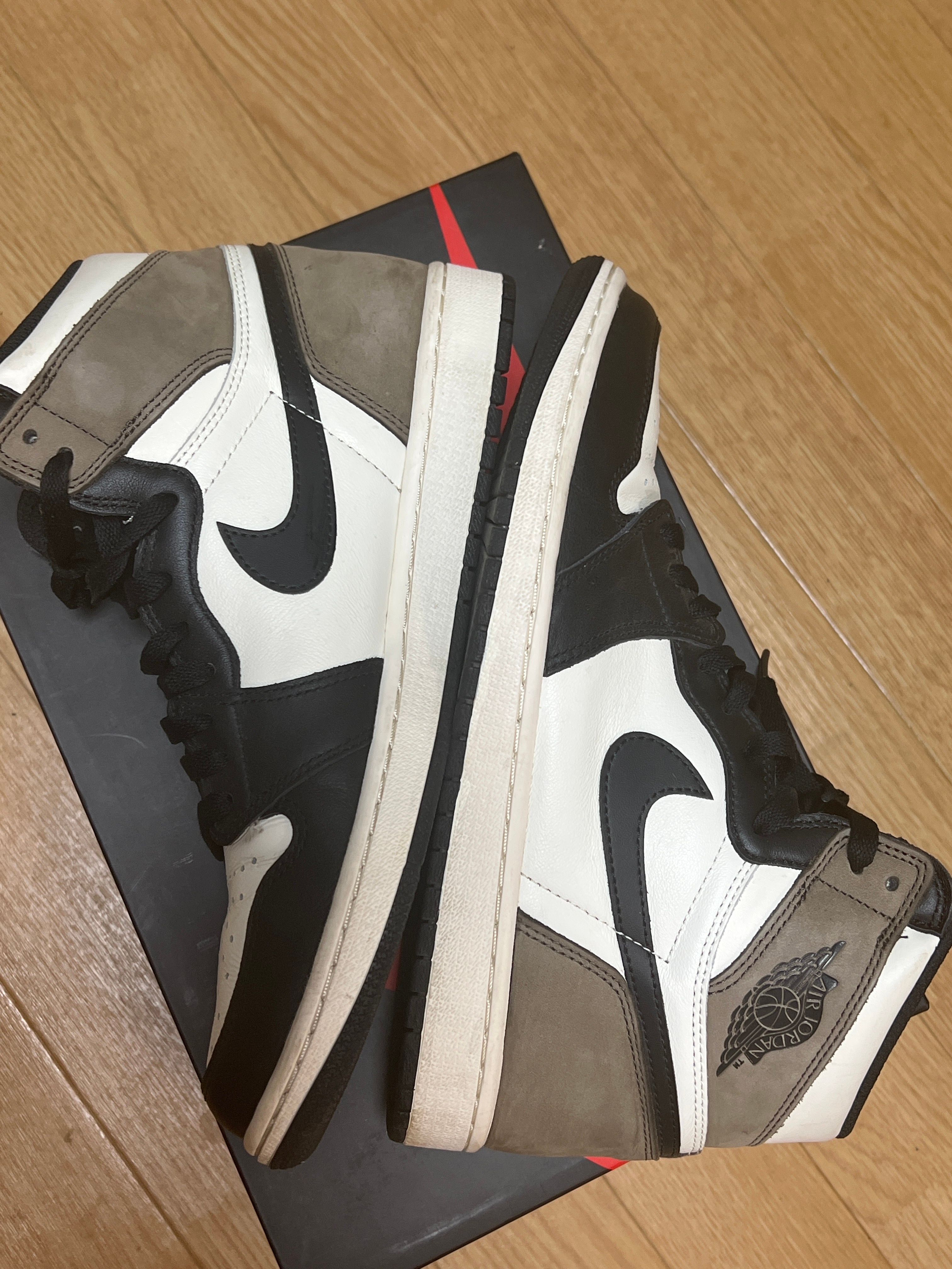 Nike Air Jordan 1 High OG "Sail/Dark Mocha/Black"