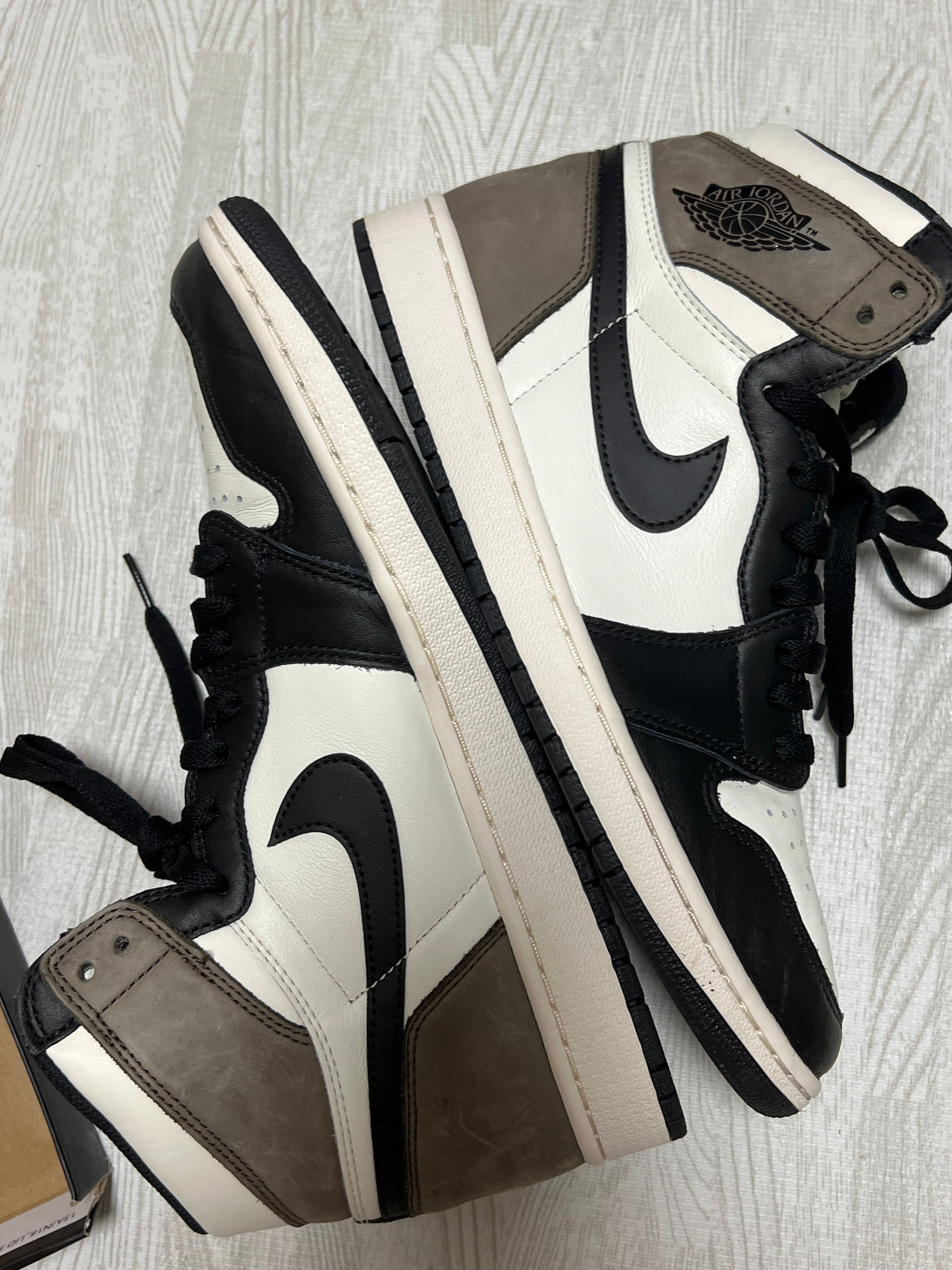 Nike Air Jordan 1 High OG "Sail/Dark Mocha/Black"