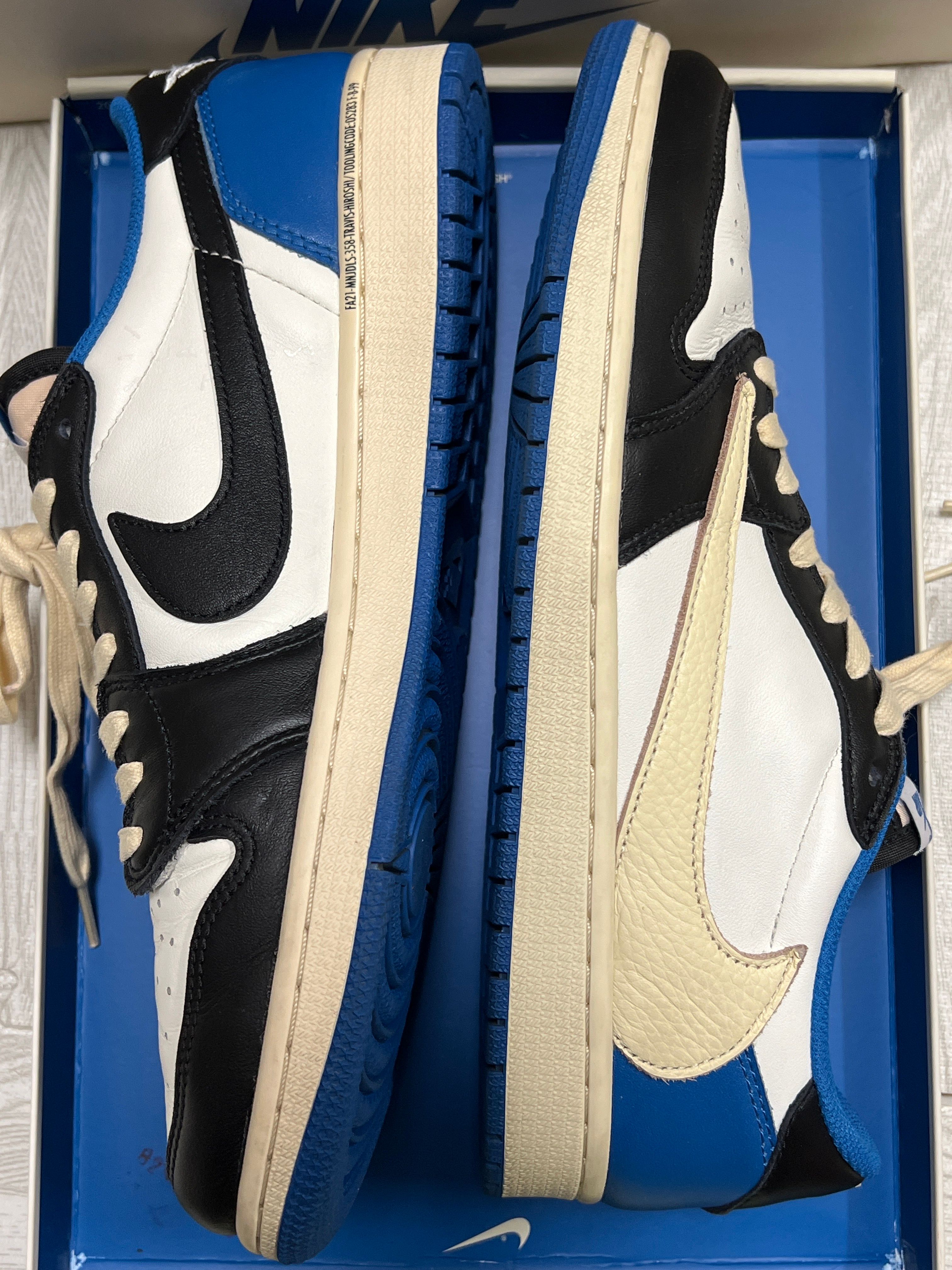 Travis Scott × fragment design × Nike Air Jordan 1 Low OG SP "Military Blue"