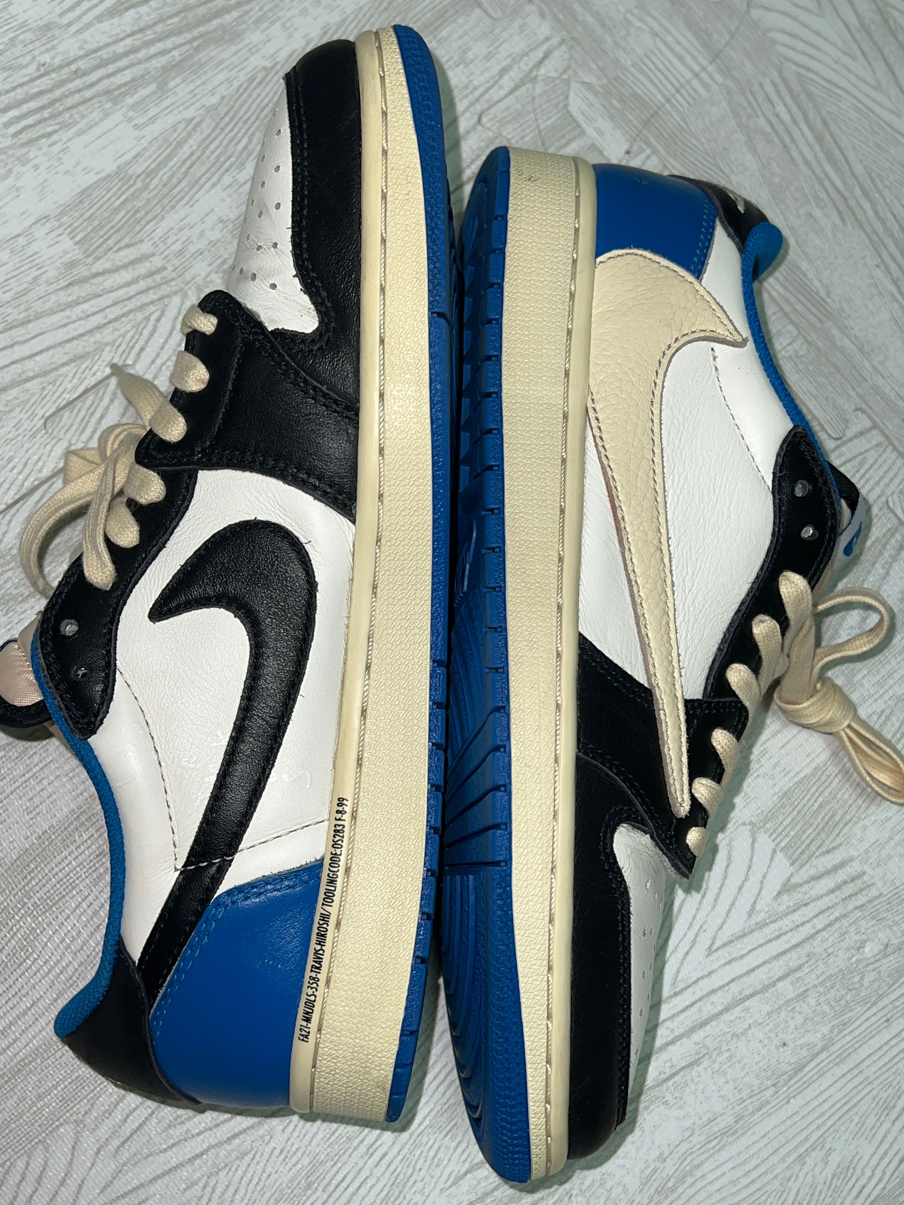 Travis Scott × fragment design × Nike Air Jordan 1 Low OG SP "Military Blue"
