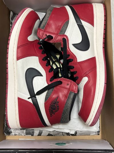 Nike Air Jordan 1 High OG "Lost & Found/Chicago"