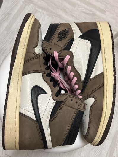 Travis Scott × Nike Air Jordan 1 Retro High OG TS SP "Sail/Dark Mocha"
