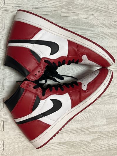 Nike Air Jordan 1 Retro High "Chicago" (2015)