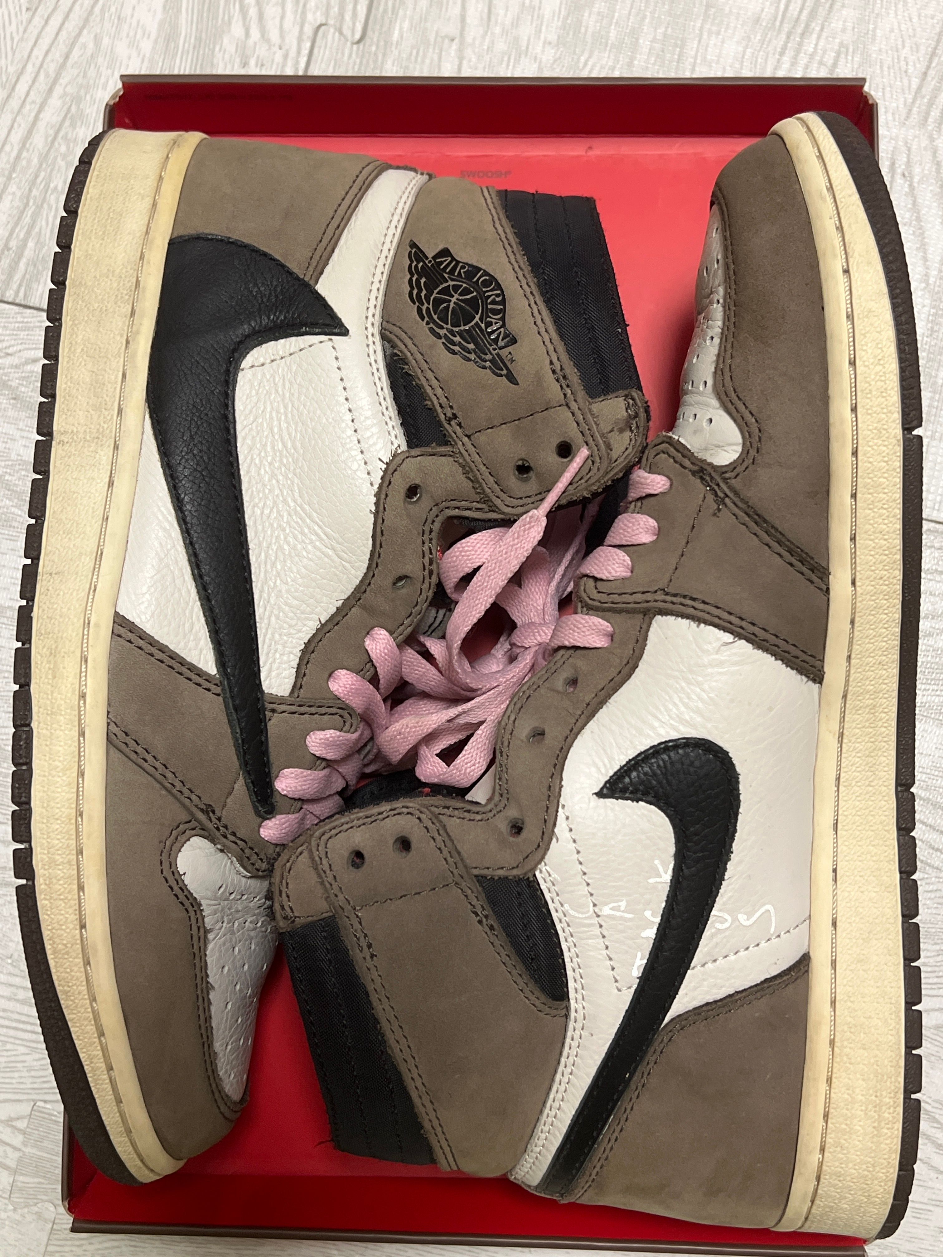 Travis Scott × Nike Air Jordan 1 Retro High OG TS SP "Sail/Dark Mocha"