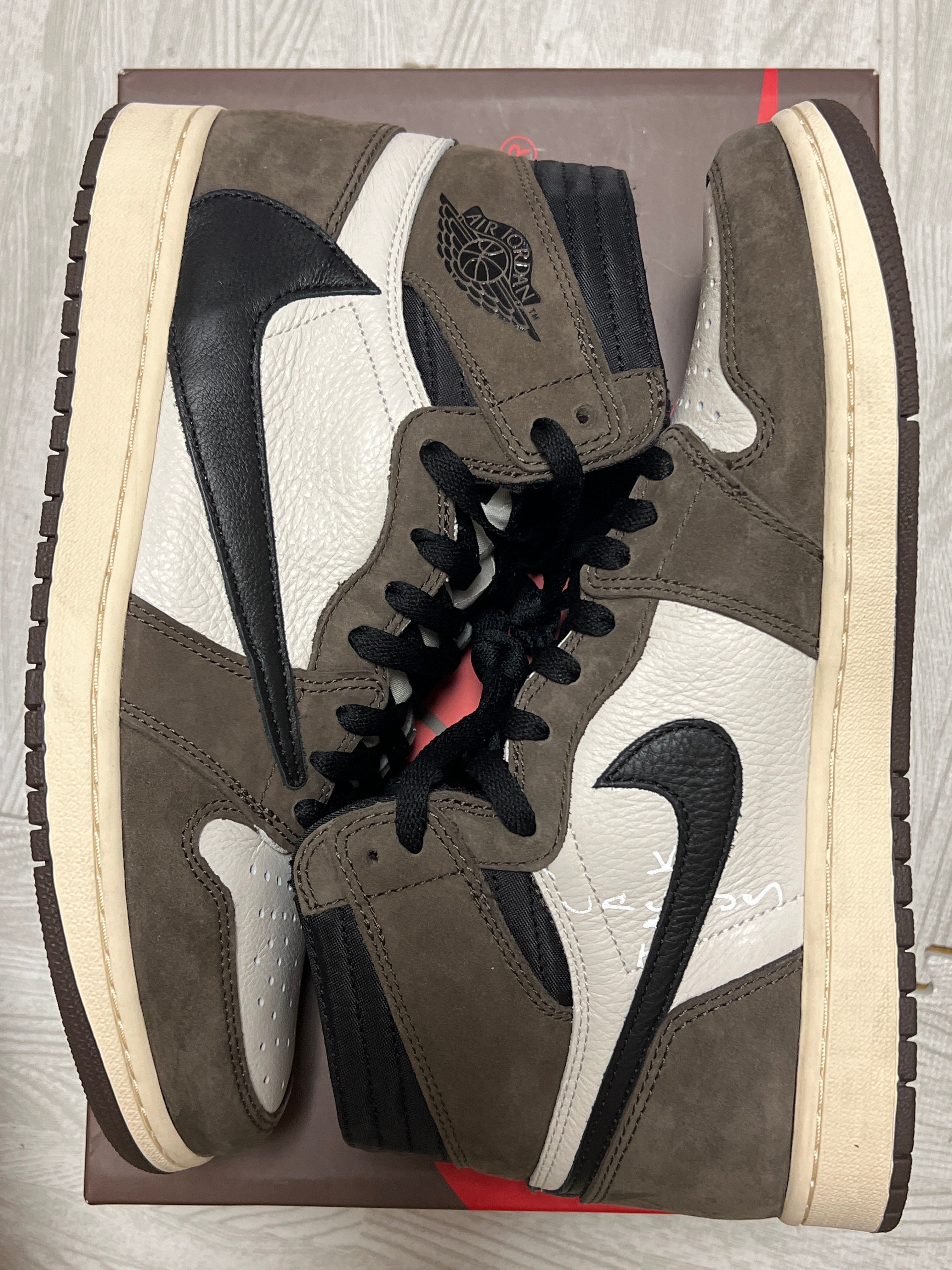 Travis Scott × Nike Air Jordan 1 Retro High OG TS SP "Sail/Dark Mocha"
