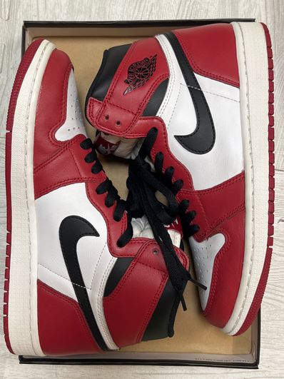 Nike Air Jordan 1 Retro High "Chicago" (2015)