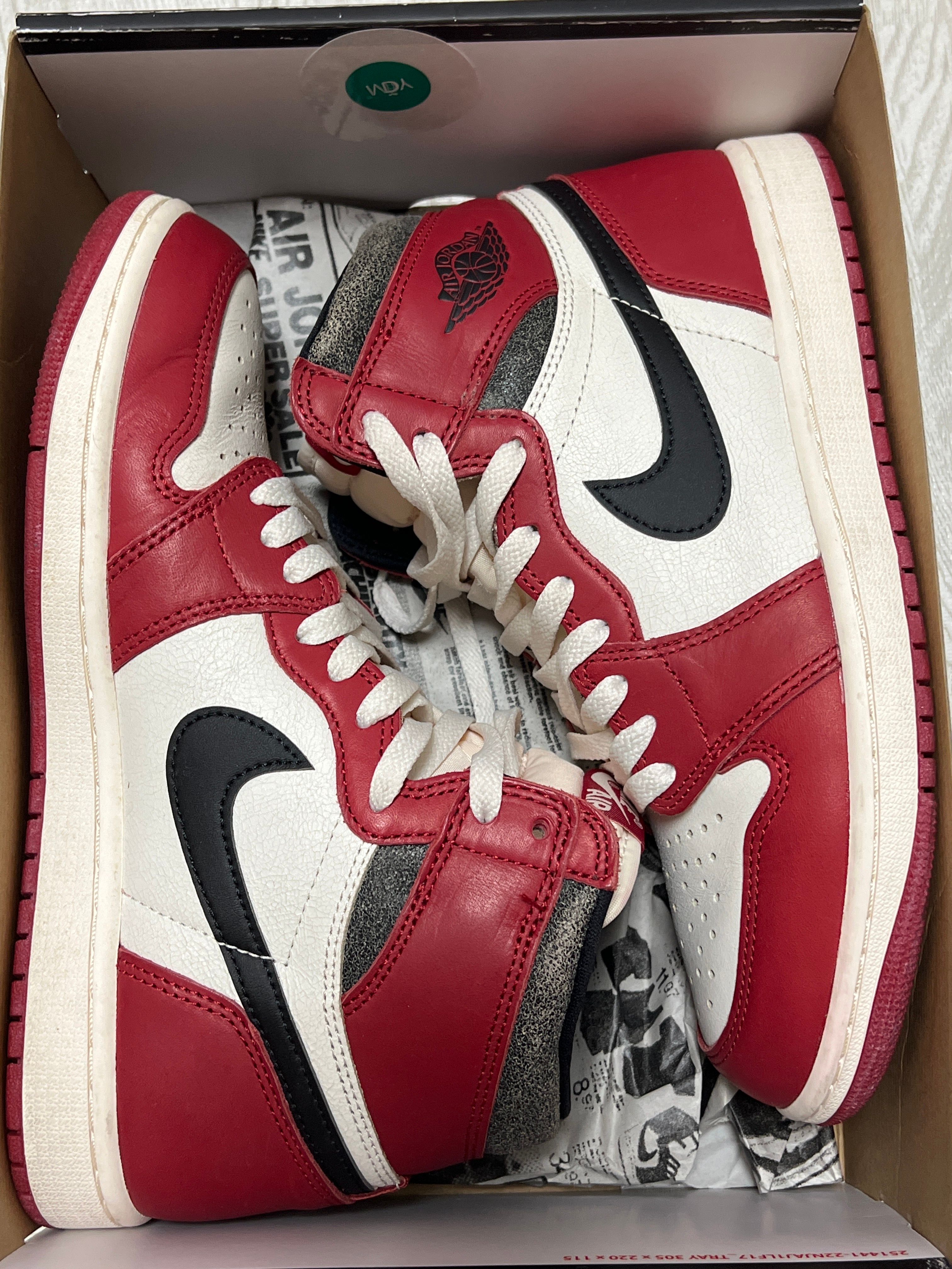 Nike Air Jordan 1 High OG "Lost & Found/Chicago"