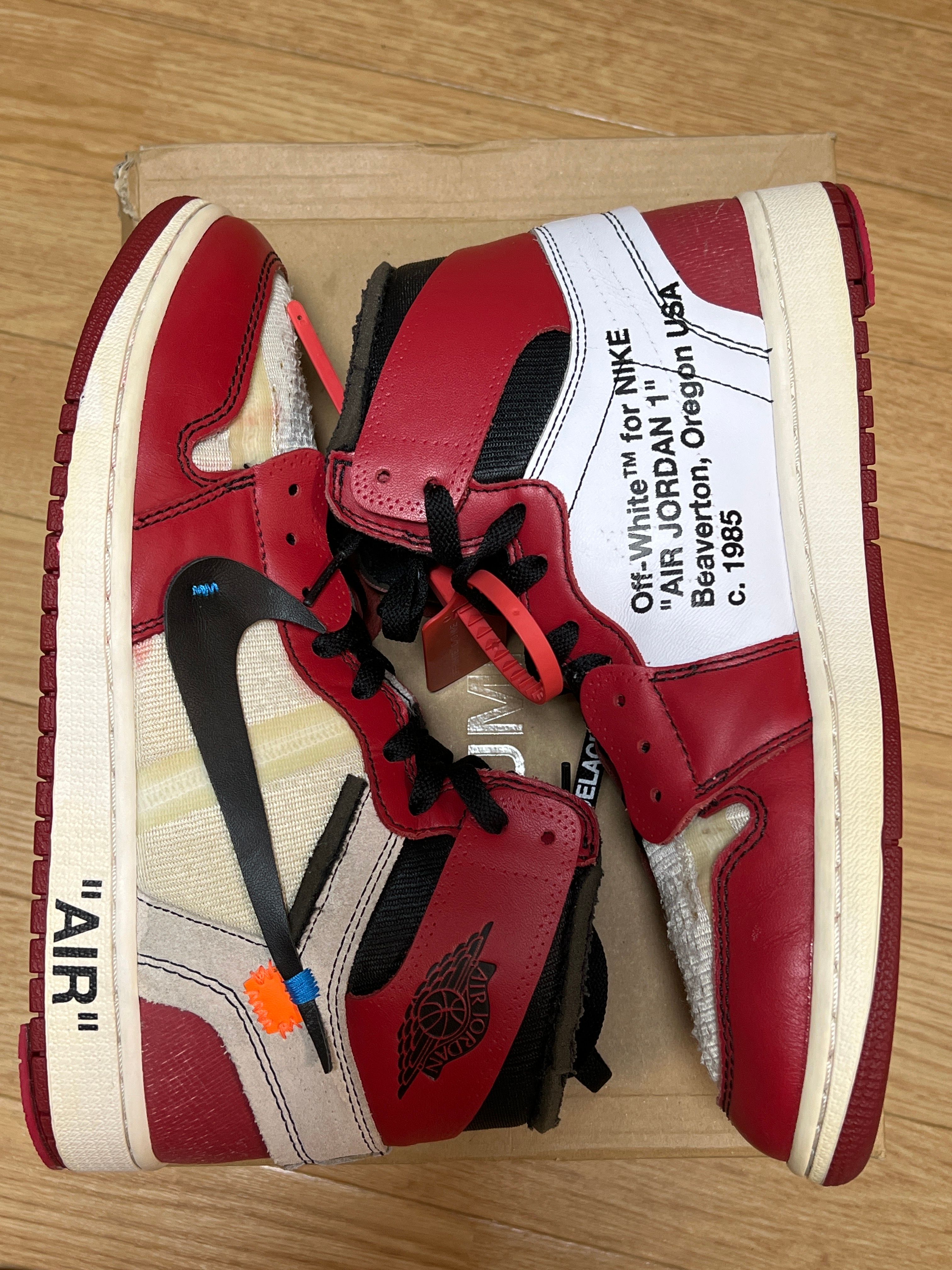 Off-White × Nike Air Jordan 1 Retro High The Ten "Chicago"