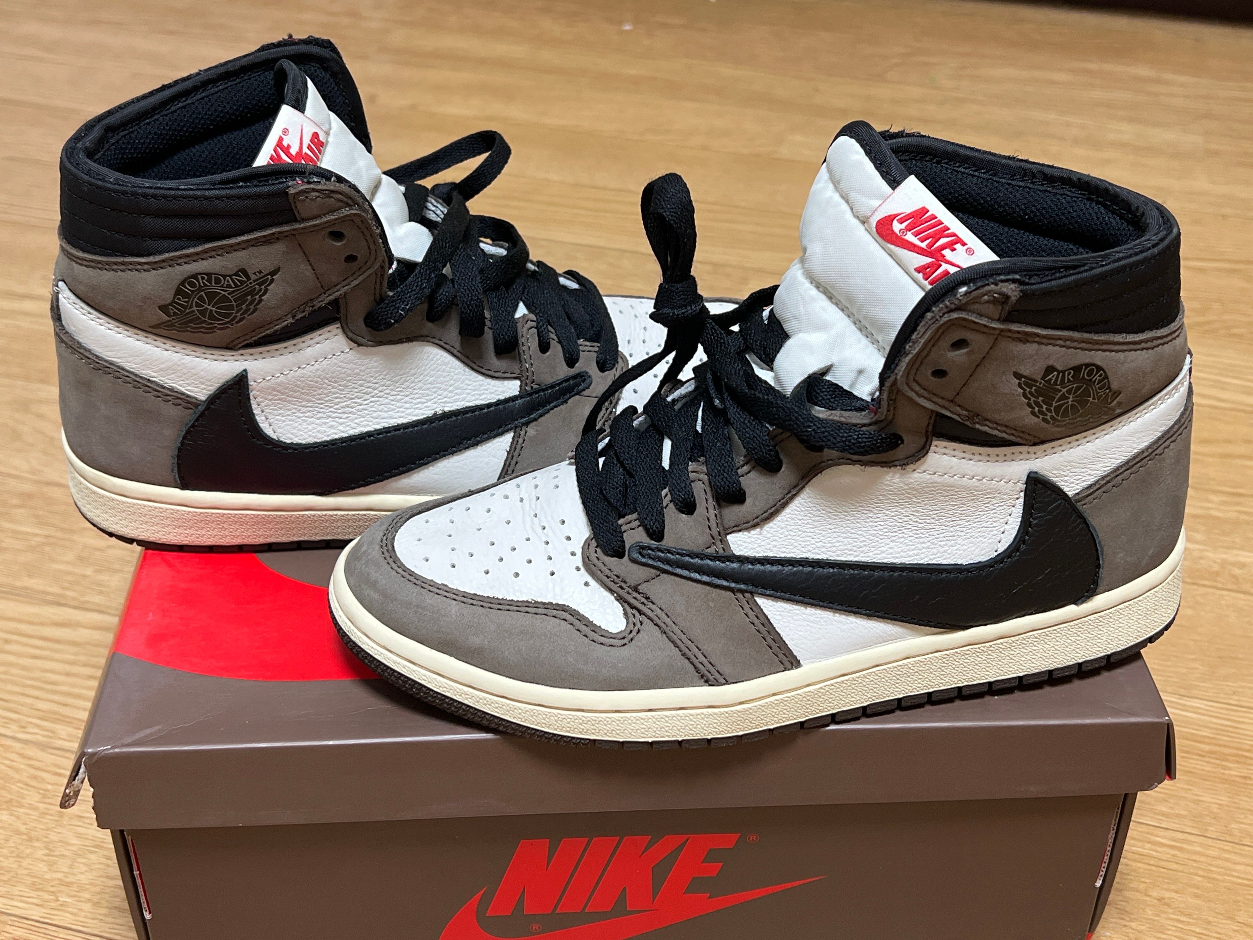 Travis Scott × Nike Air Jordan 1 Retro High OG TS SP "Sail/Dark Mocha"