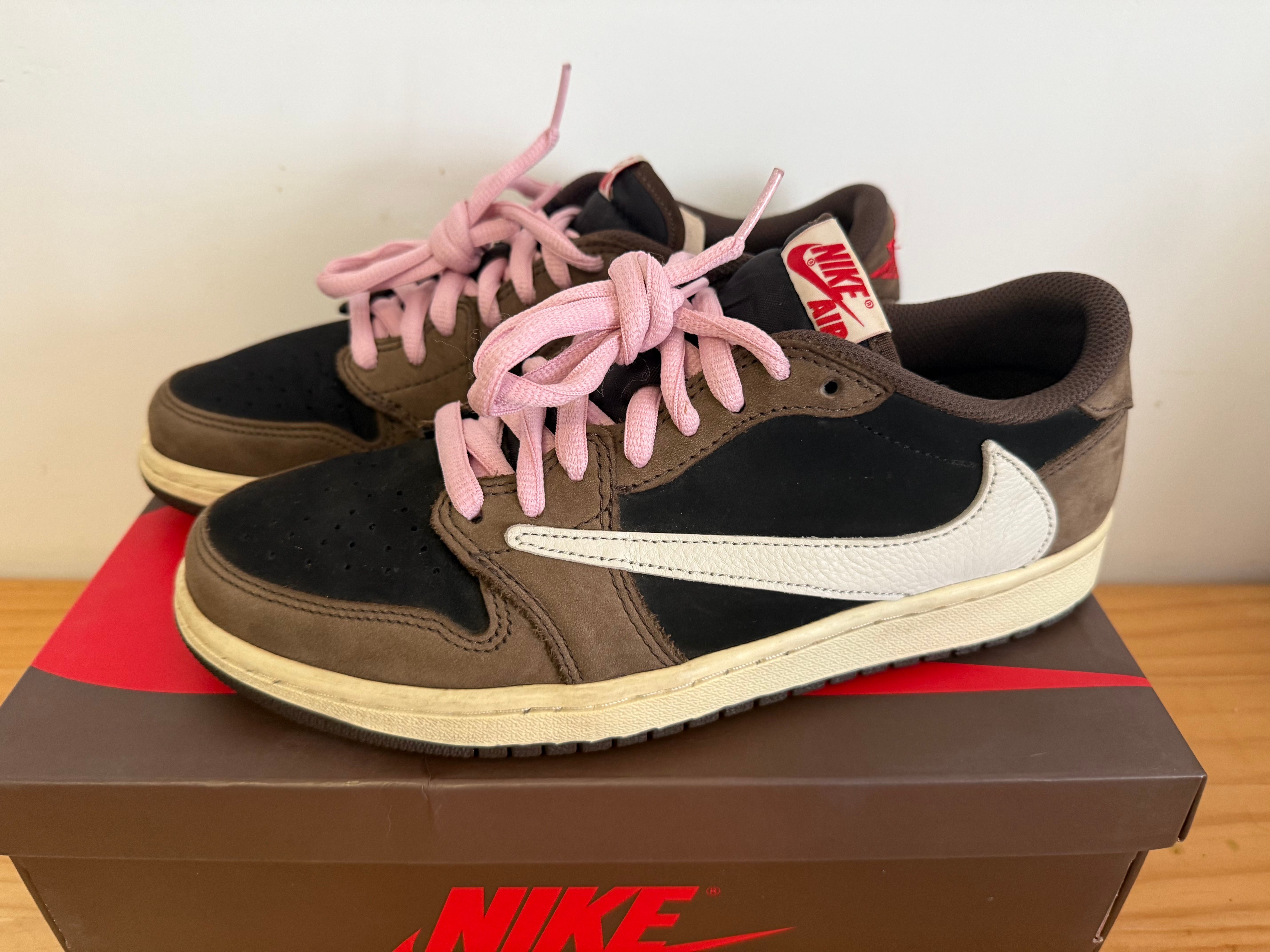 Travis Scott × Nike Air Jordan 1 Low OG SP-T "Black/Dark Mocha"