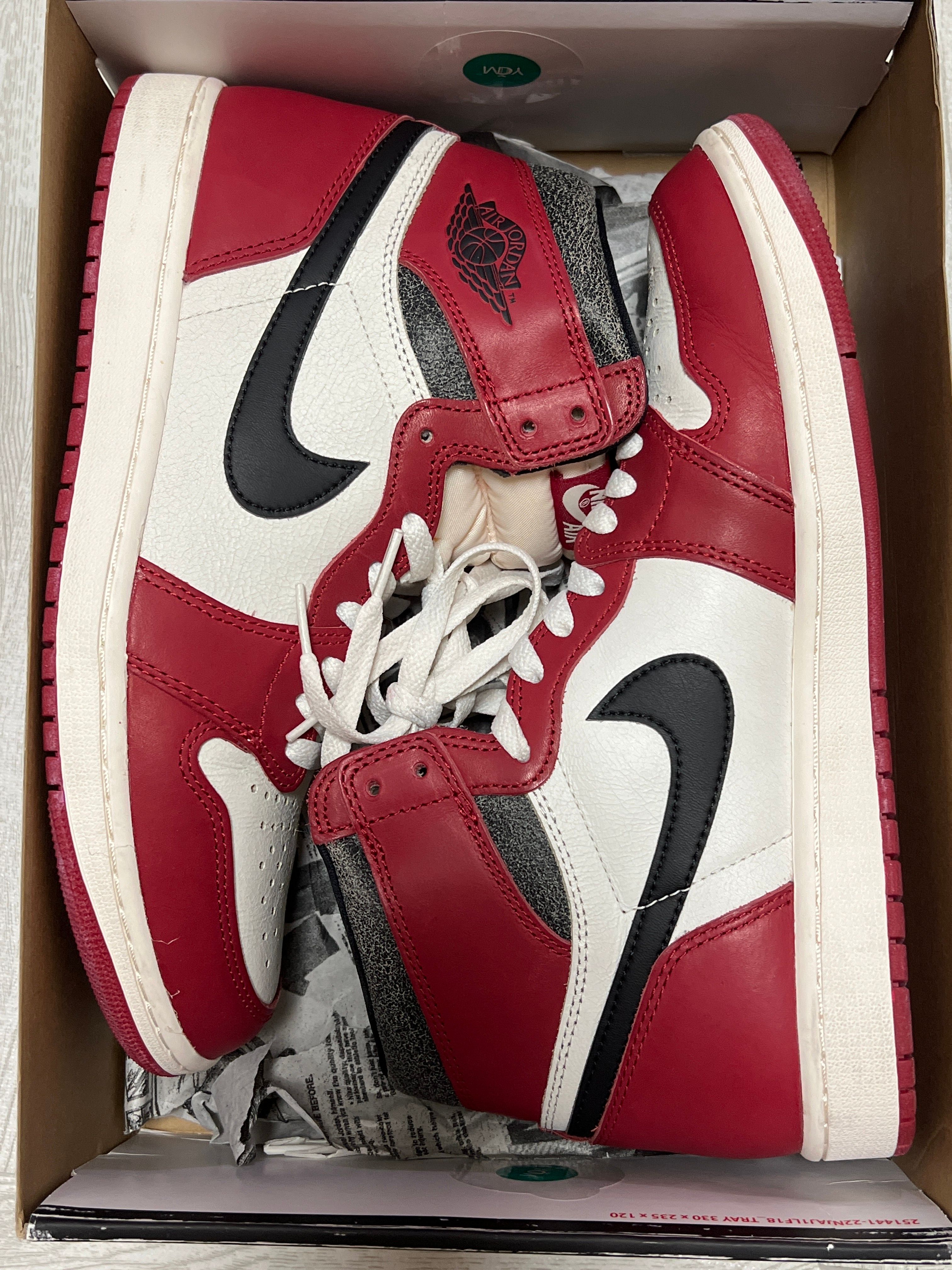 Nike Air Jordan 1 High OG "Lost & Found/Chicago"