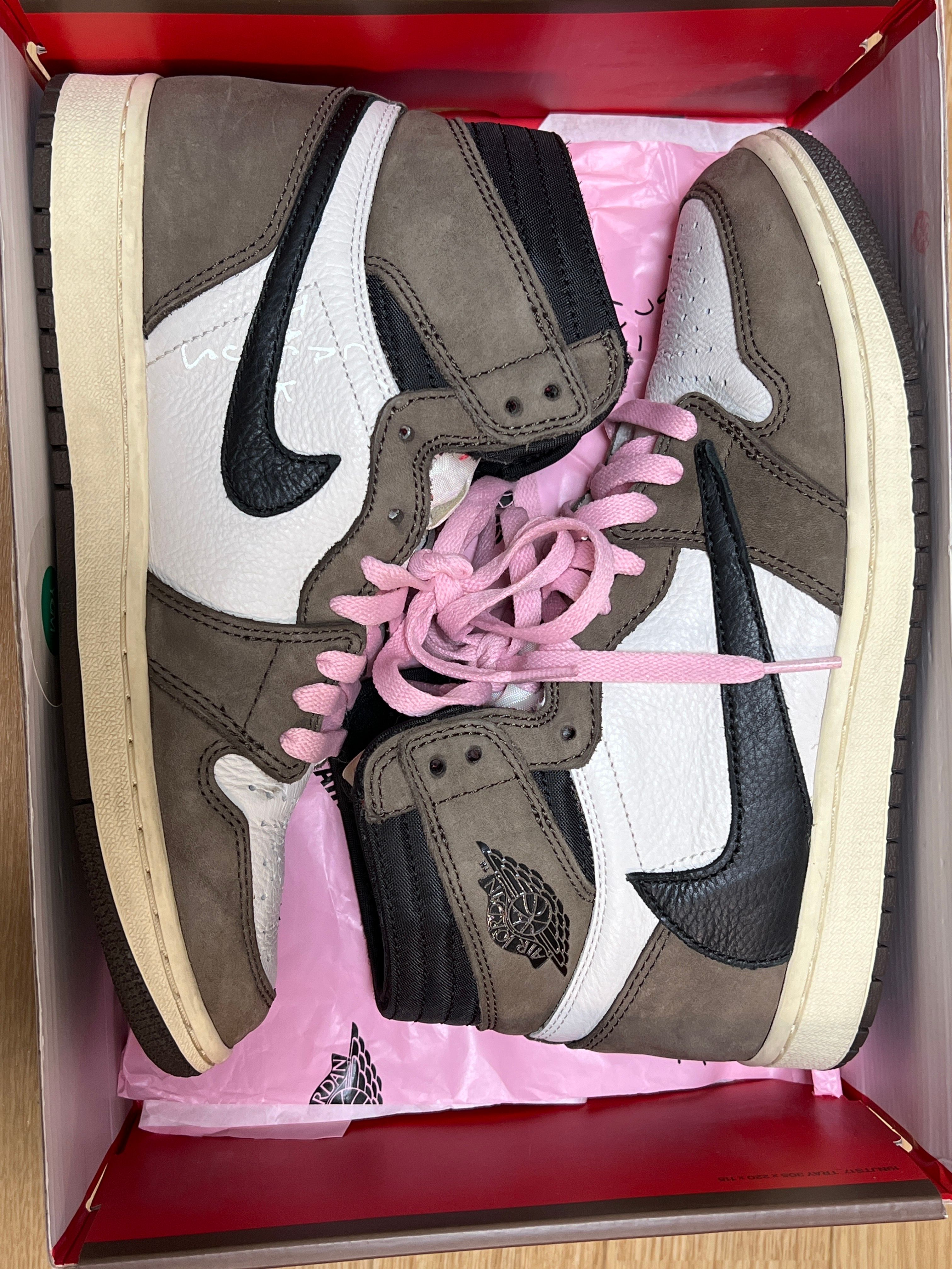 Travis Scott × Nike Air Jordan 1 Retro High OG TS SP "Sail/Dark Mocha"