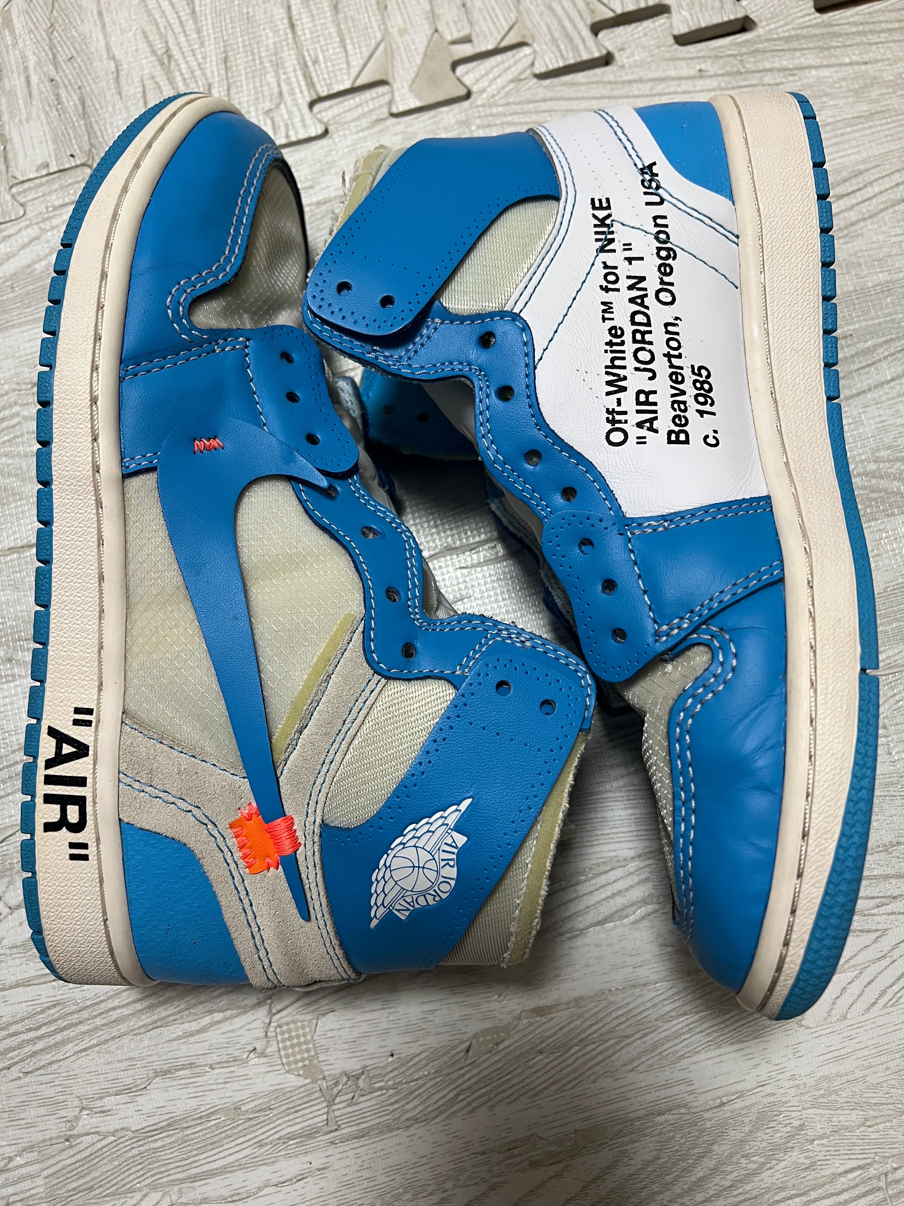 Off-White × Nike Air Jordan 1 High UNC "White/Dark Powder Blue"
