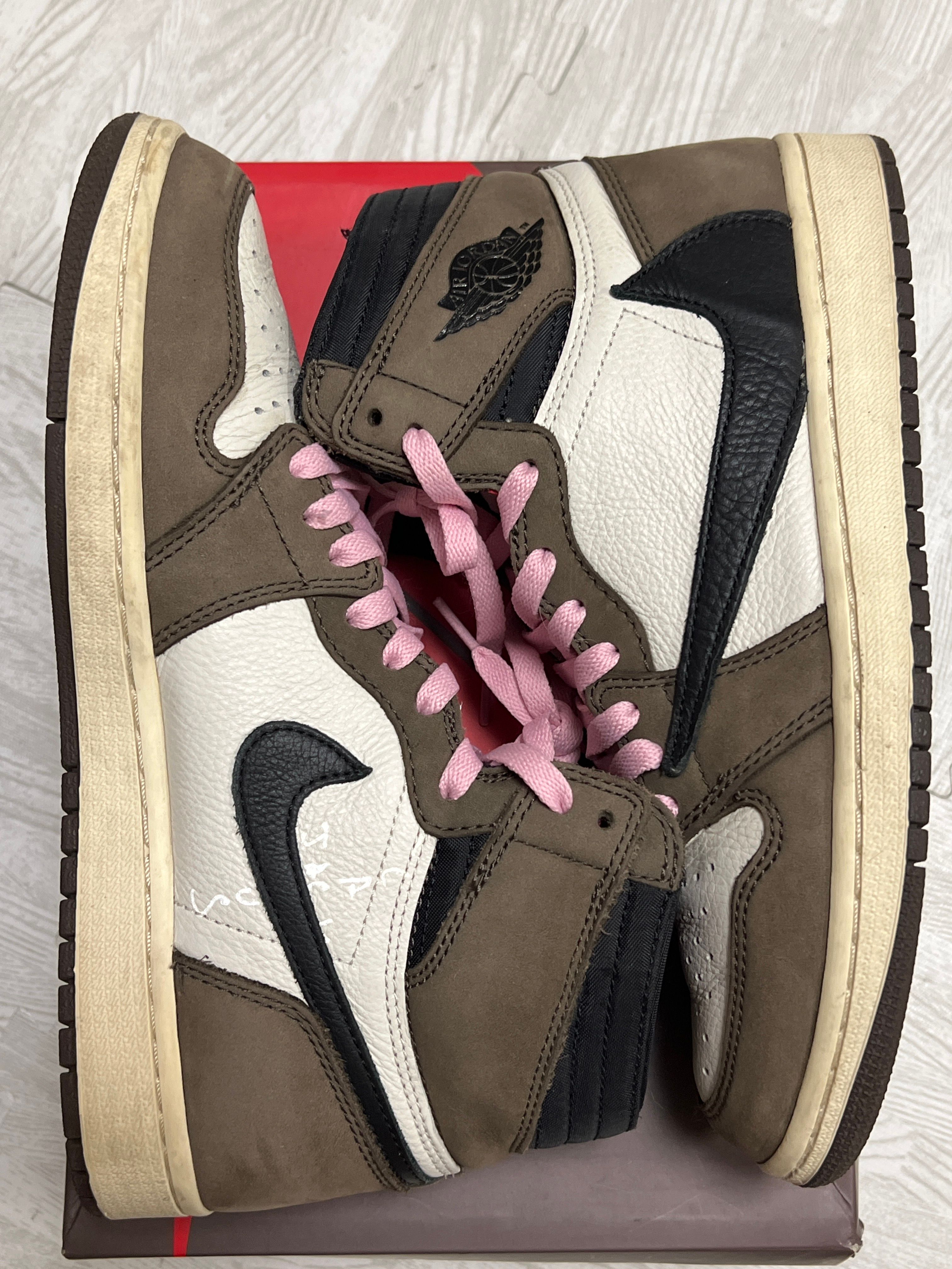 Travis Scott × Nike Air Jordan 1 Retro High OG TS SP "Sail/Dark Mocha"