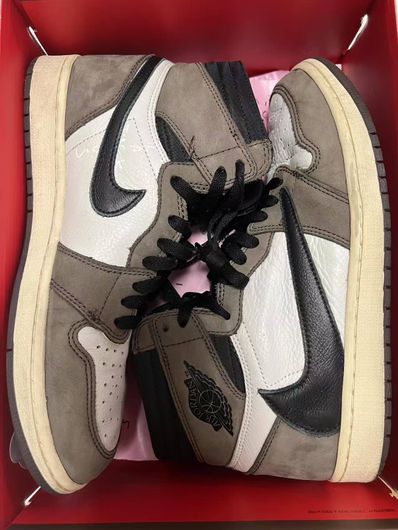 Travis Scott × Nike Air Jordan 1 Retro High OG TS SP "Sail/Dark Mocha"