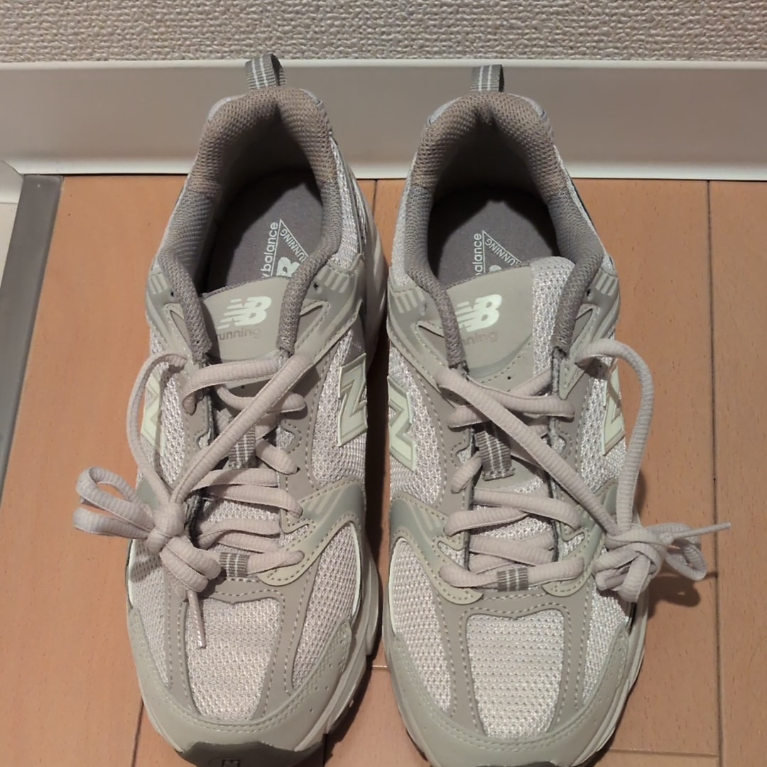 ニューバランス 530 "ベージュ"