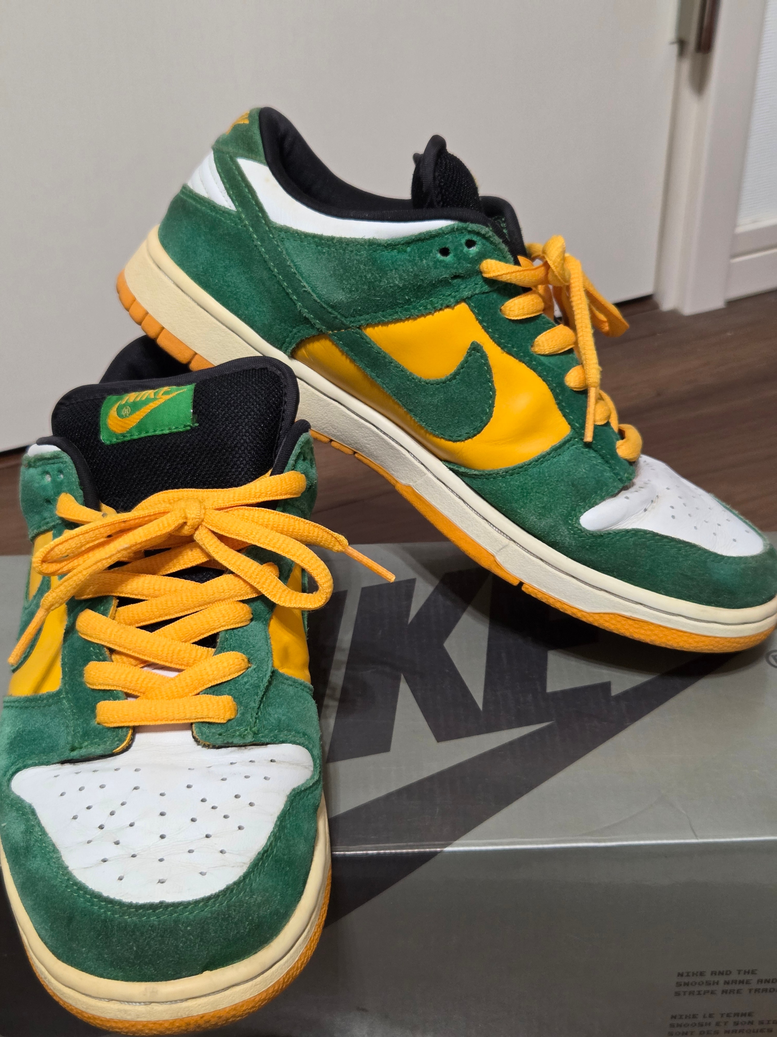 Nike SB Dunk Low Pro "SB Buck" (2003)