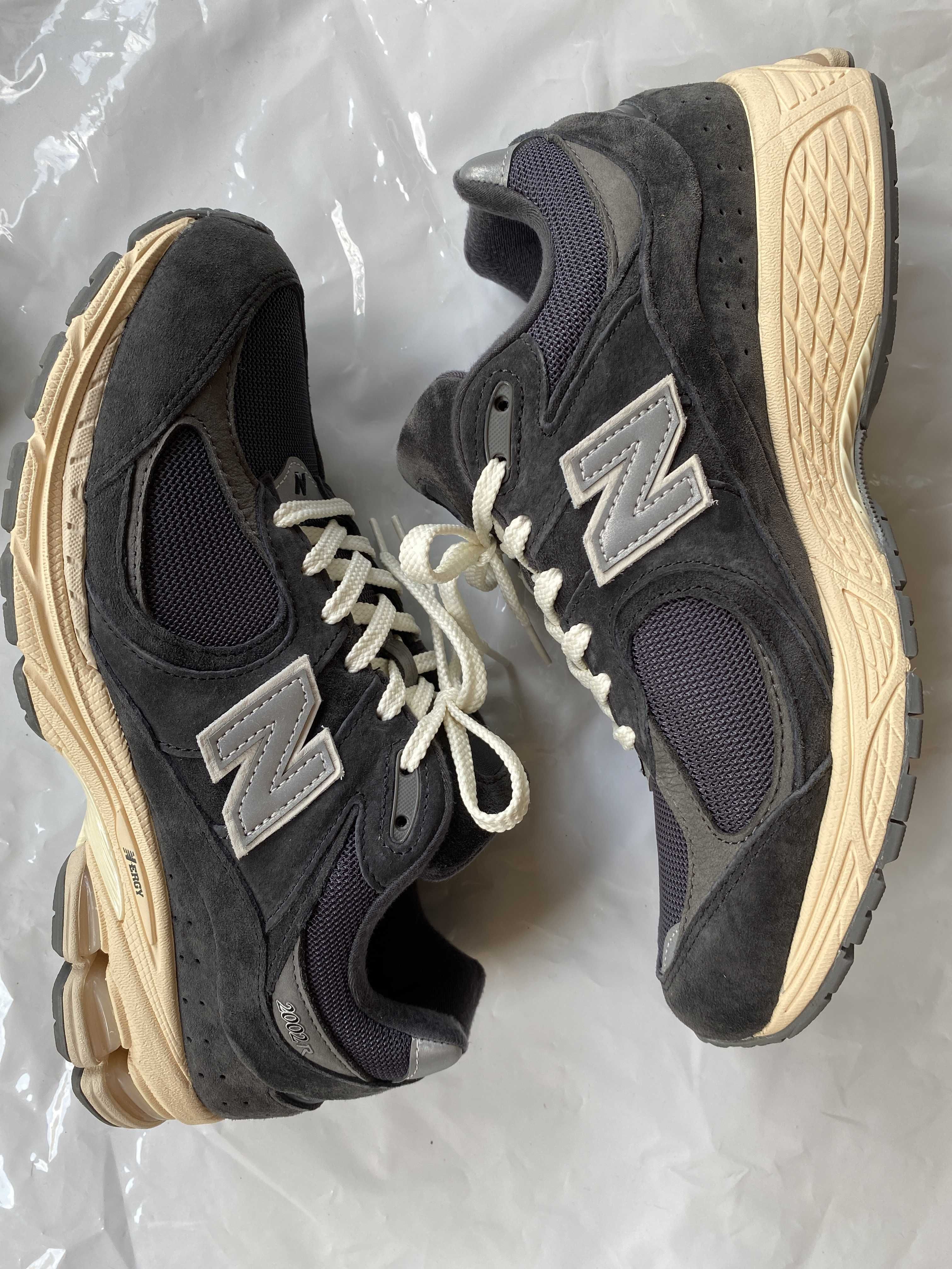 New Balance 2002R "Phantom"